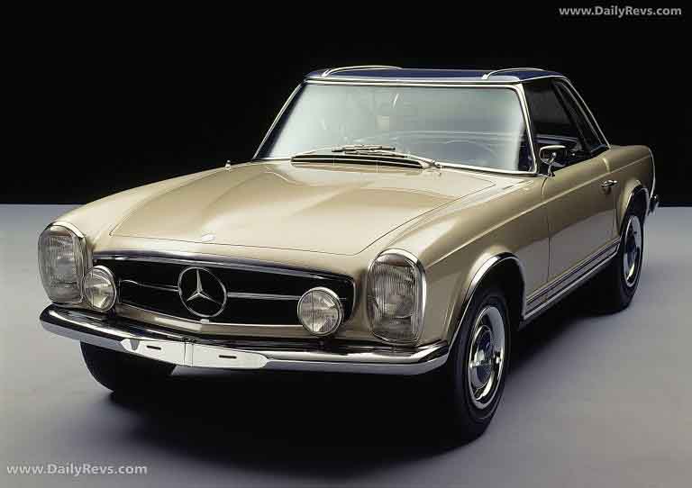 1963 Mercedes-Benz 230 SL Roadster W113 Front View