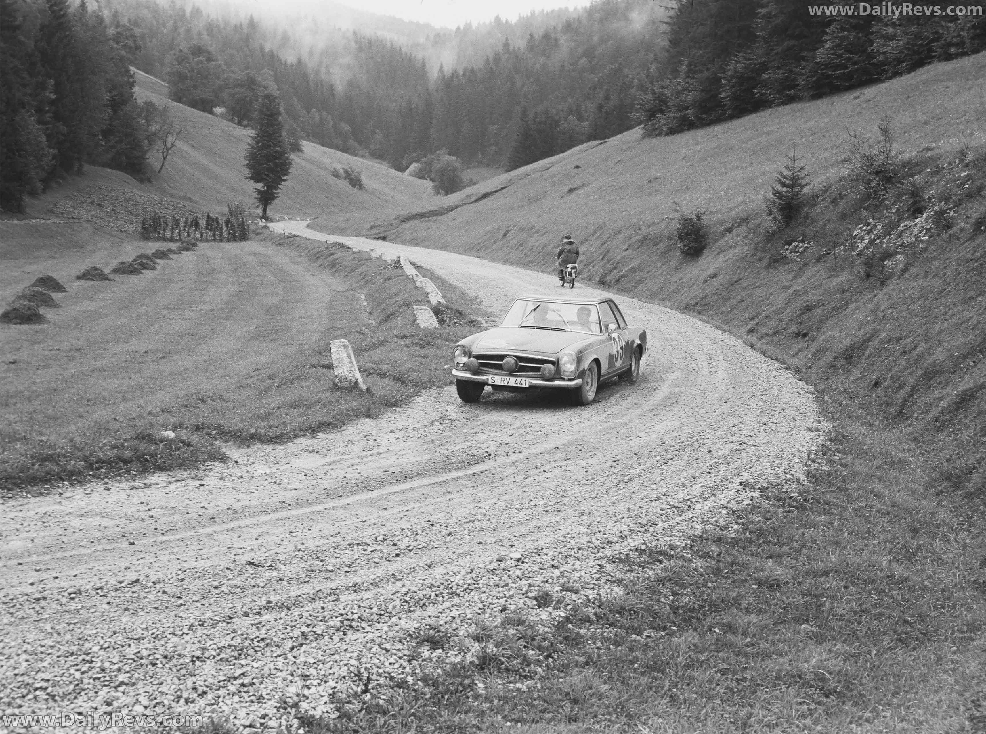 1963 Mercedes-Benz 230 SL Roadster W113 Front View