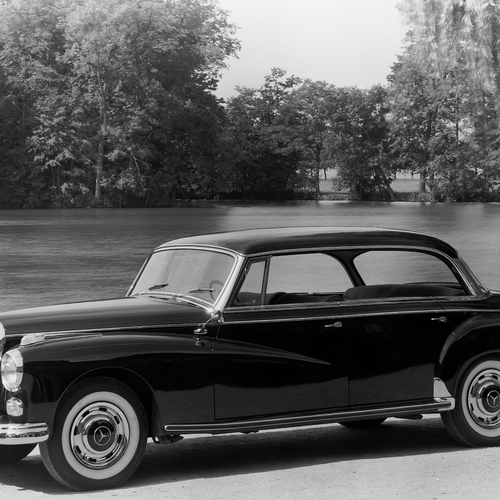 1959 Mercedes-Benz 300d W189 Front View