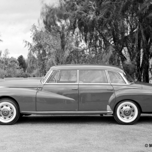 1959 Mercedes-Benz 300d W189 Side View