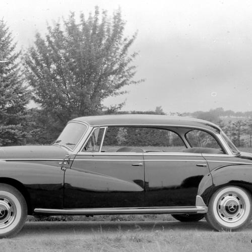 1959 Mercedes-Benz 300d W189 Side View