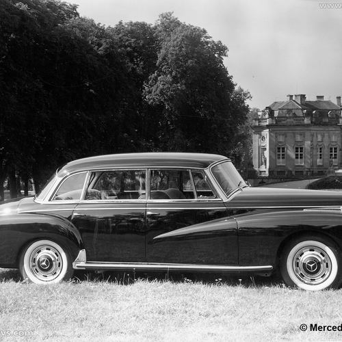 1959 Mercedes-Benz 300d W189 Side View