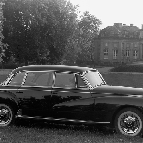 1959 Mercedes-Benz 300d W189 Side View