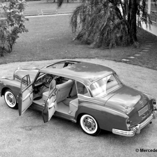 1959 Mercedes-Benz 300d W189 Top View
