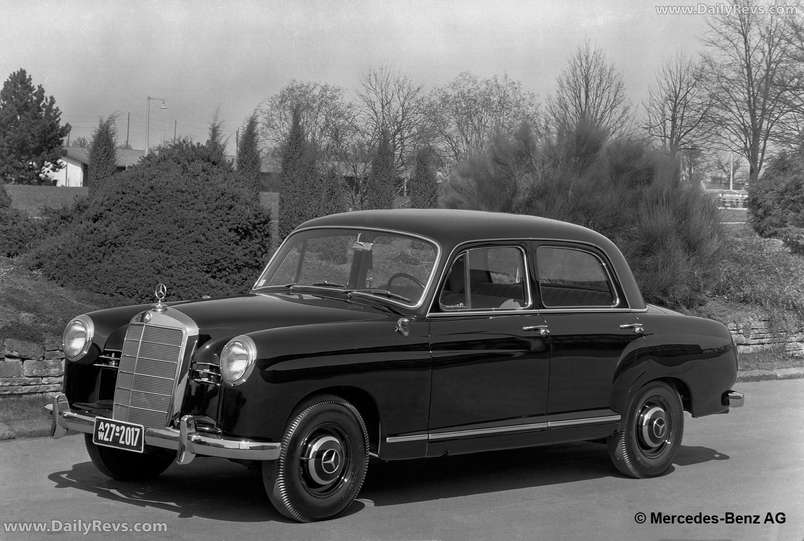 1958 Mercedes-Benz 190 W121 Front View