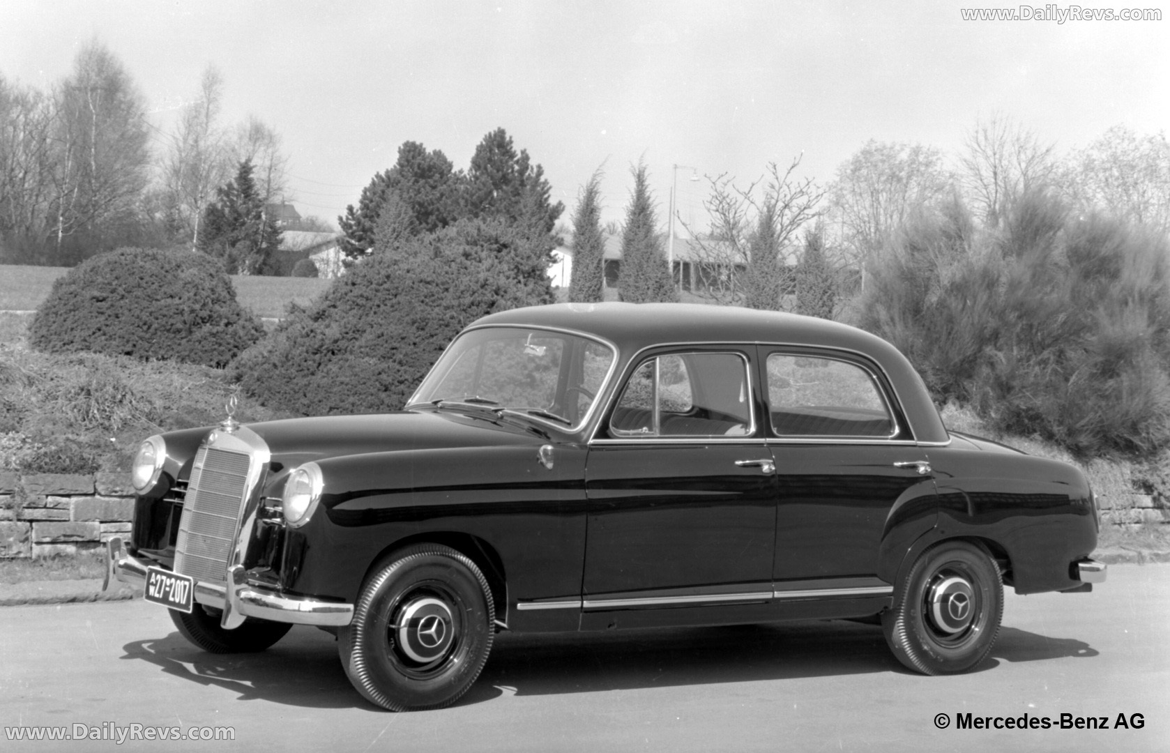 1958 Mercedes-Benz 190 W121 Front View