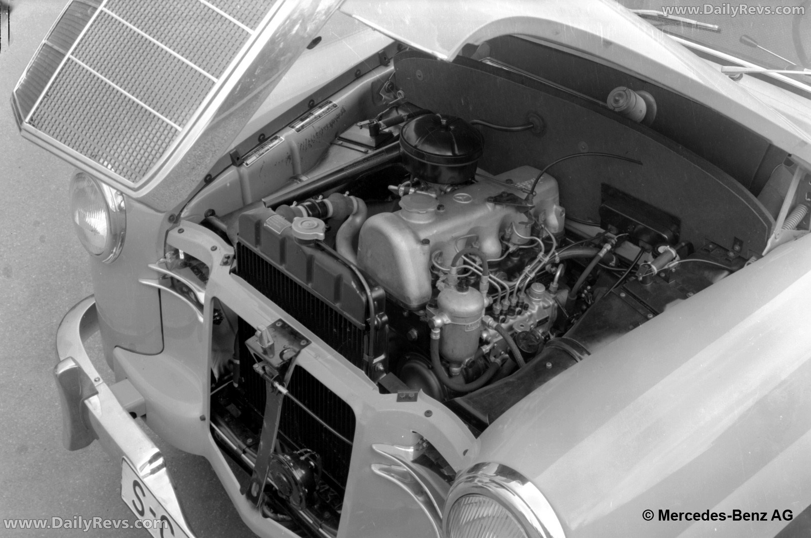 1958 Mercedes-Benz 190 W121 Engine