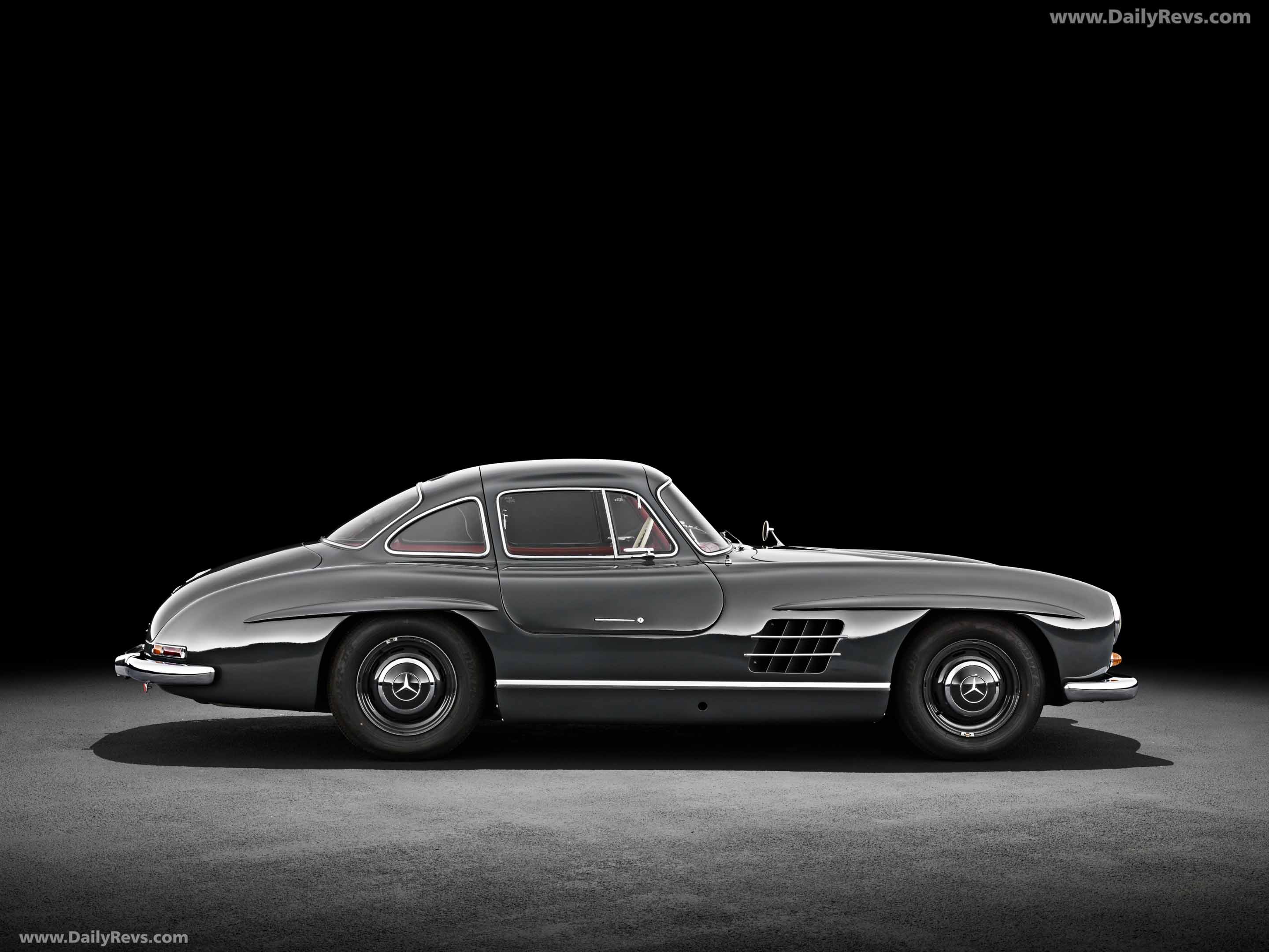 1957 Mercedes-Benz 300 SL W198 Side View