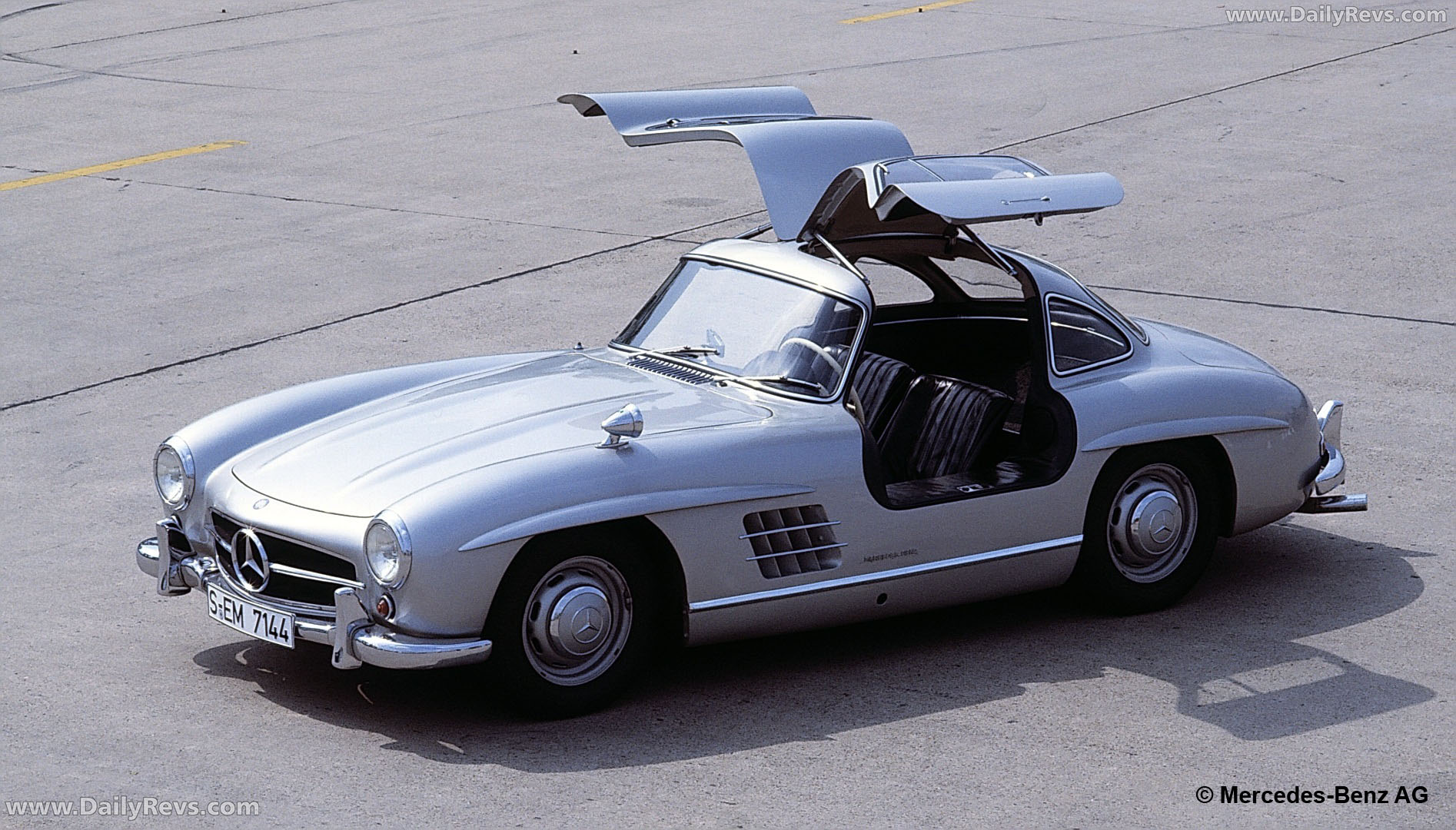 1957 Mercedes-Benz 300 SL W198 Top View