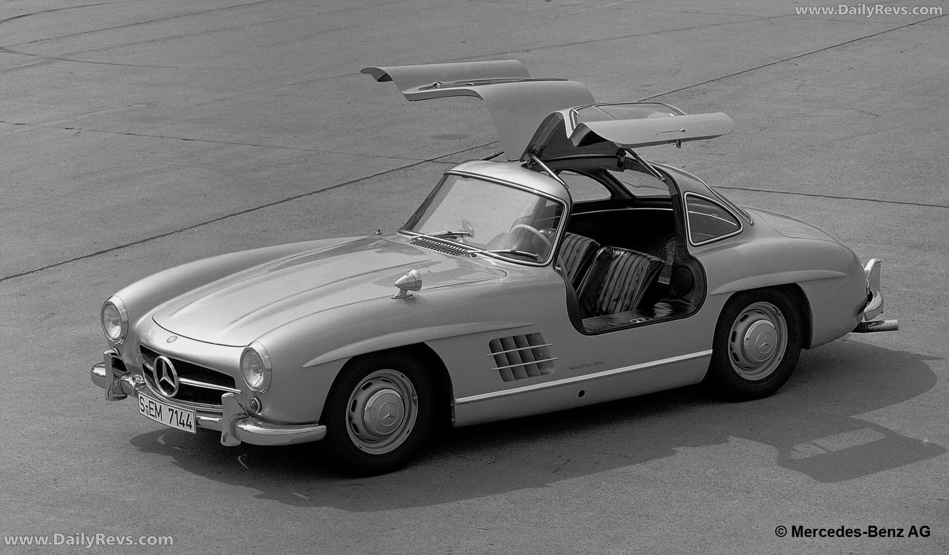 1957 Mercedes-Benz 300 SL W198 Top View