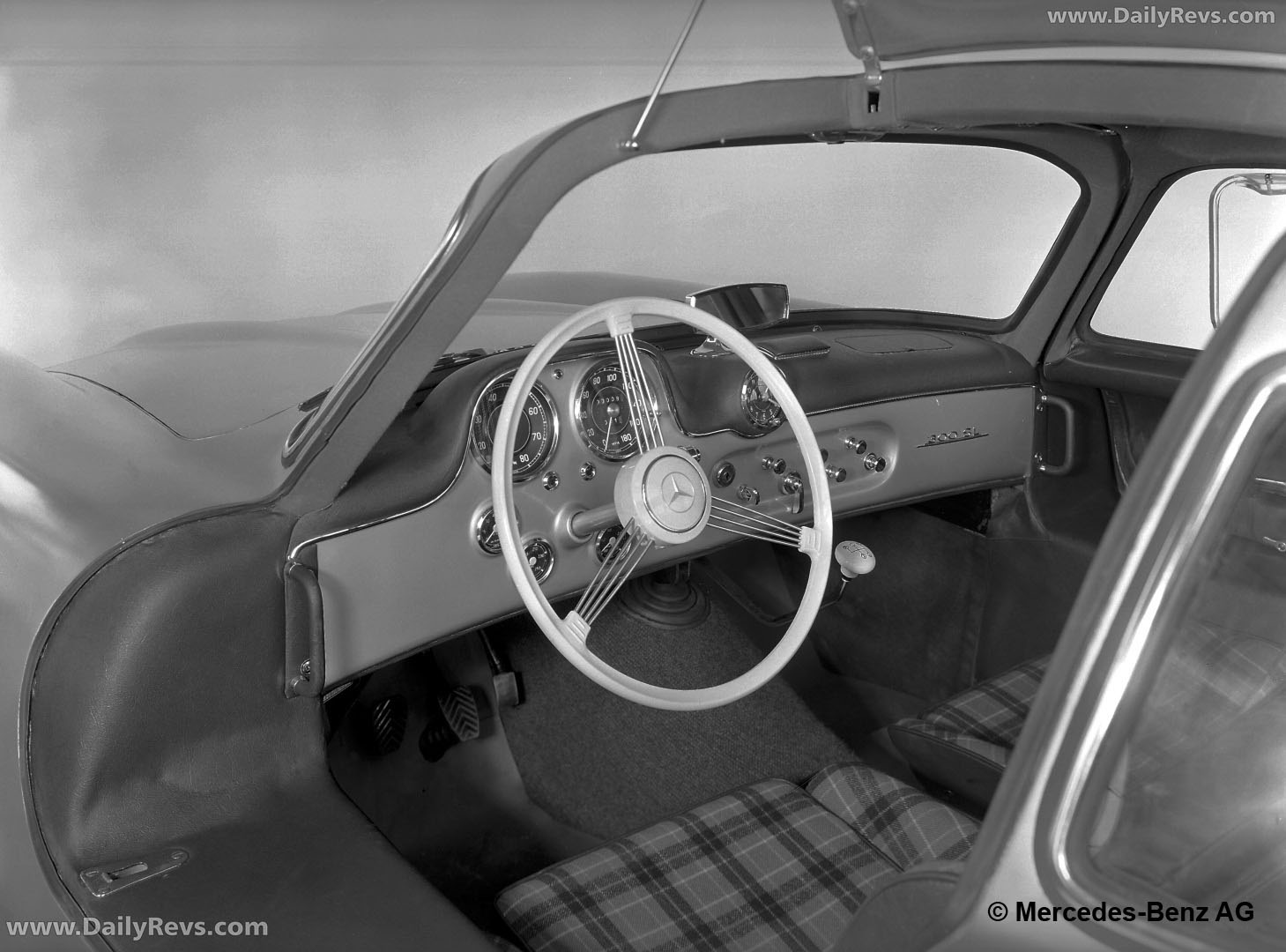 1957 Mercedes-Benz 300 SL W198 Interior