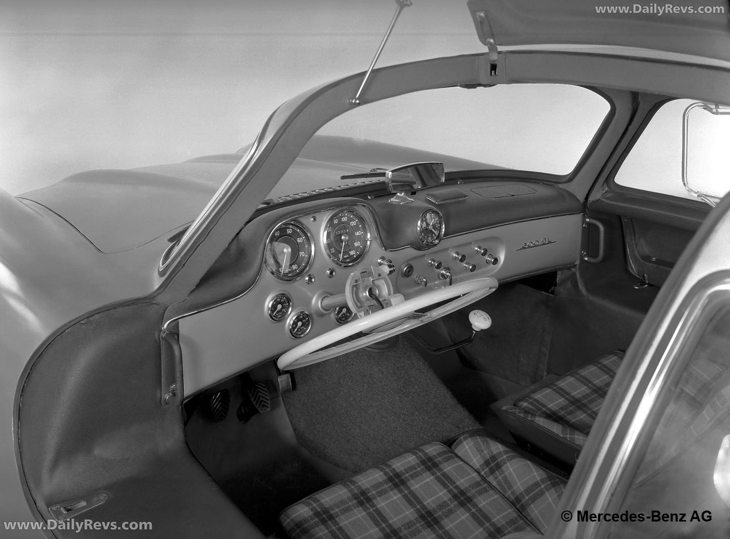 1957 Mercedes-Benz 300 SL W198 Interior
