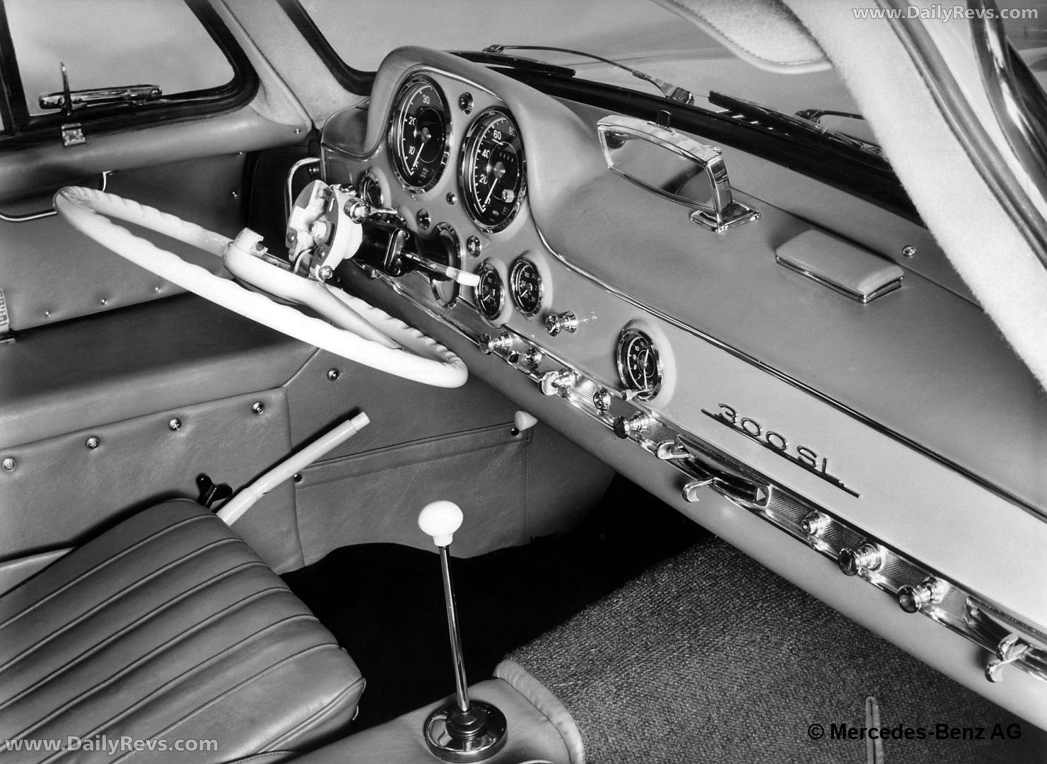 1957 Mercedes-Benz 300 SL W198 Interior