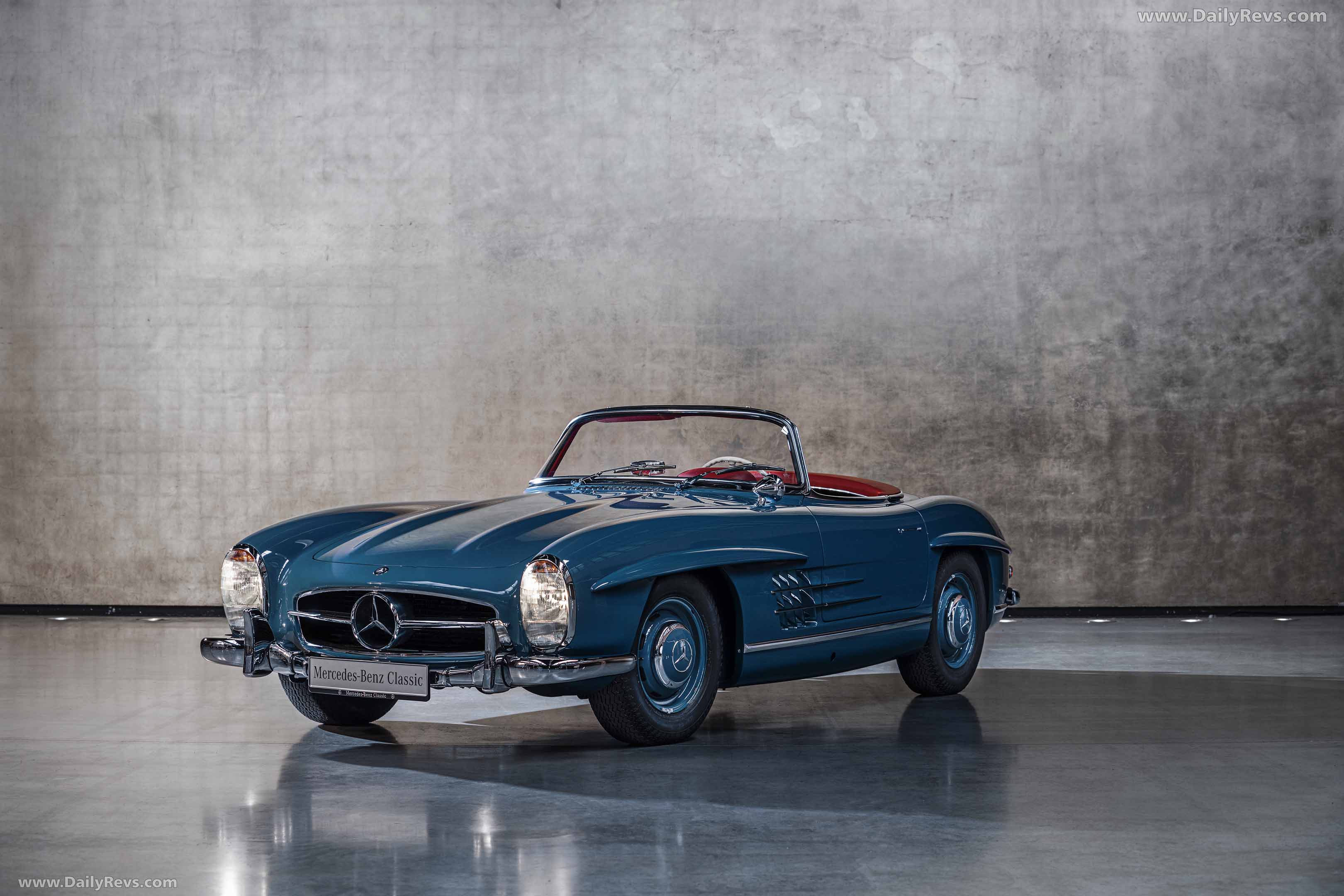 1957 Mercedes-Benz 300 SL Roadster W198 Front View