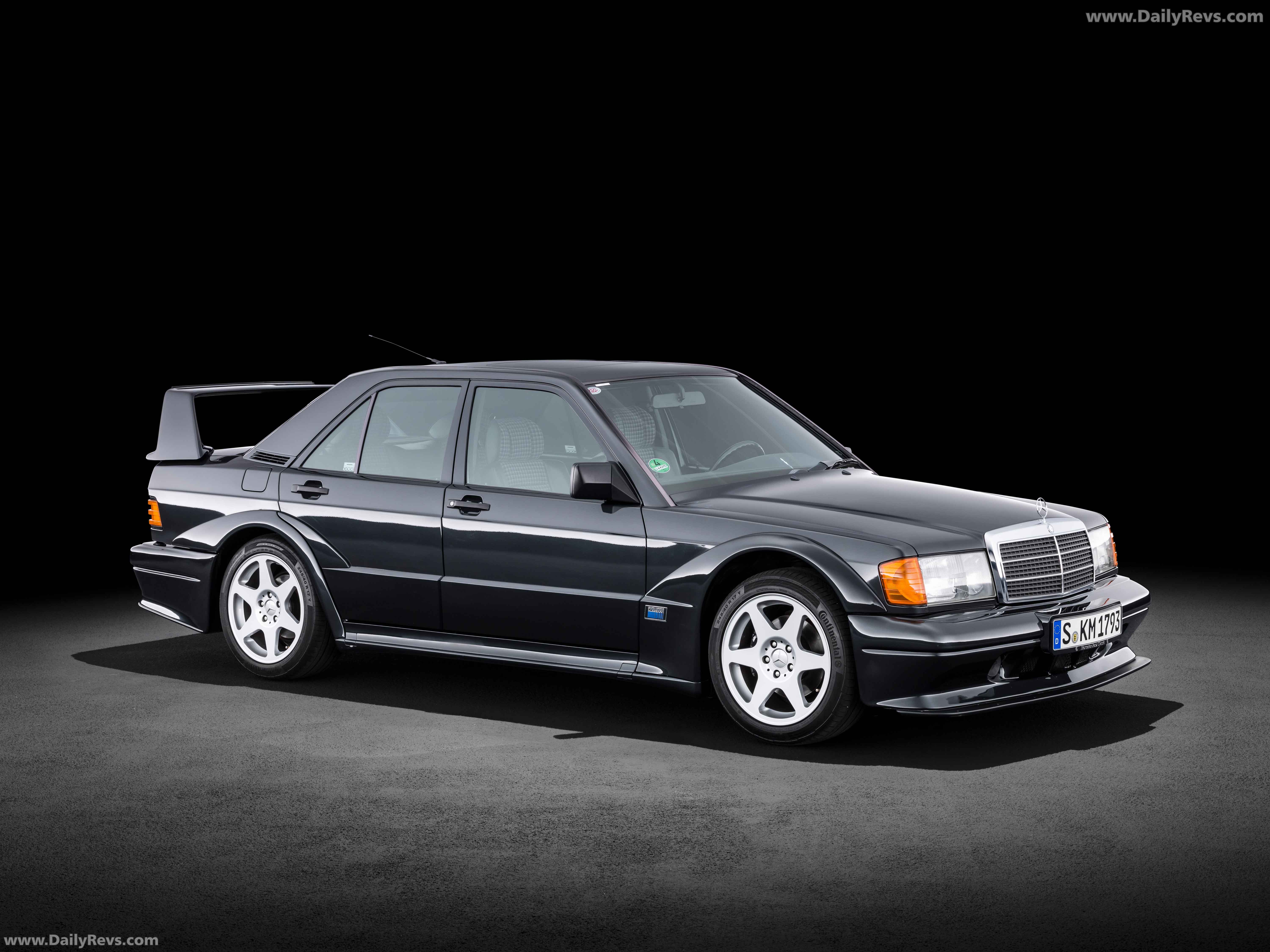 1990 Mercedes-Benz 190E EVO 2 W201 Front View