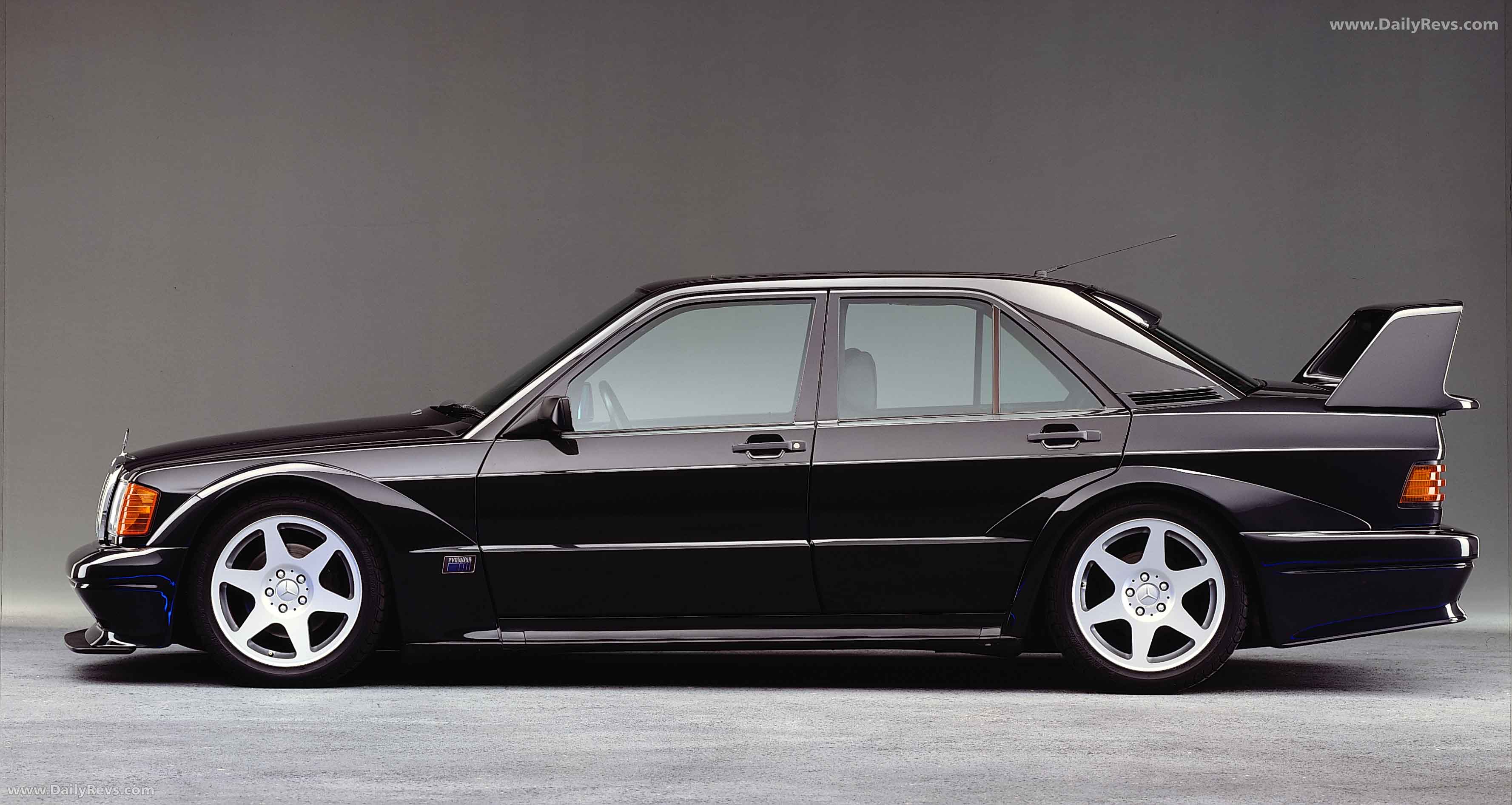 1990 Mercedes-Benz 190E EVO 2 W201 Side View