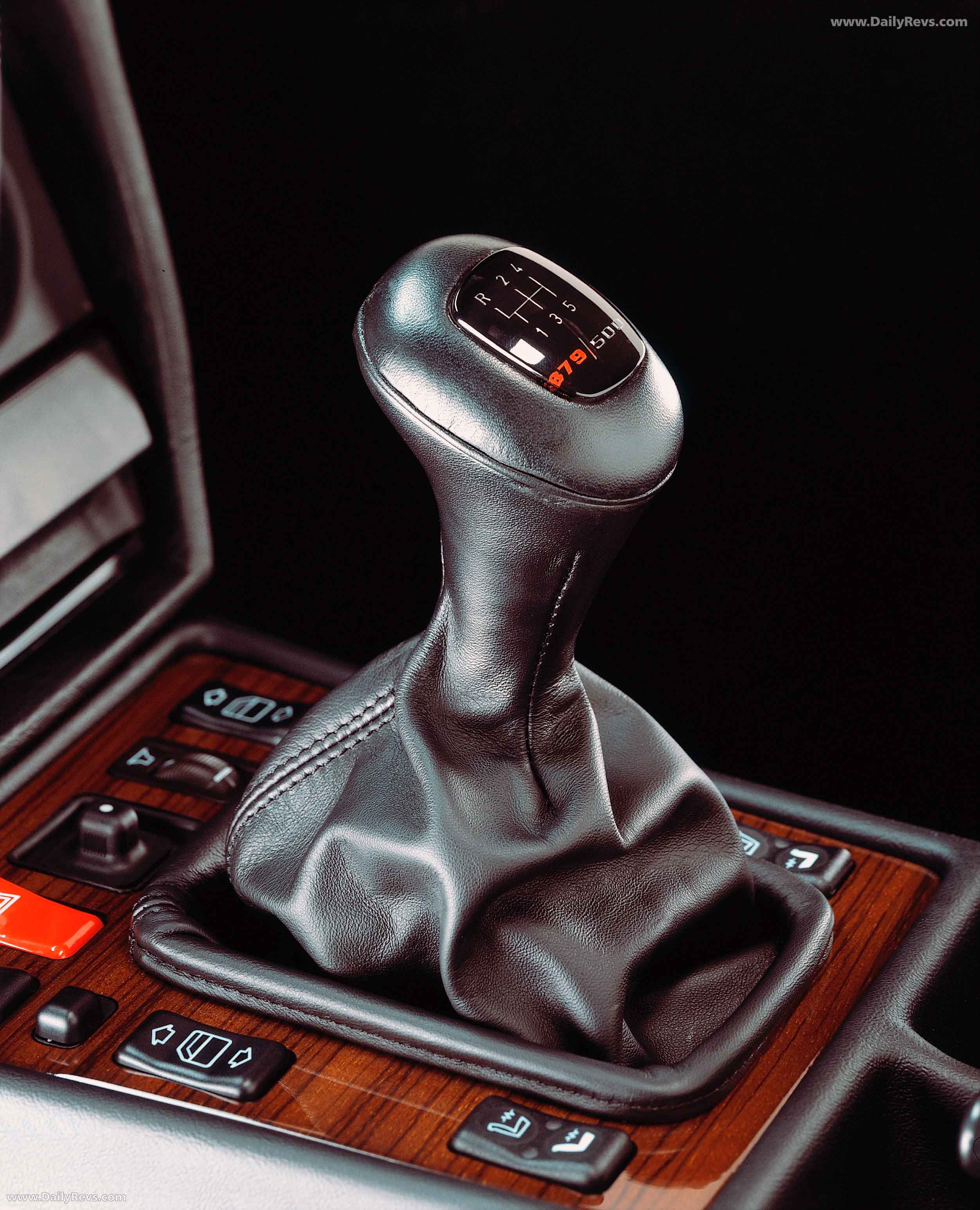 1990 Mercedes-Benz 190E EVO 2 W201 Interior