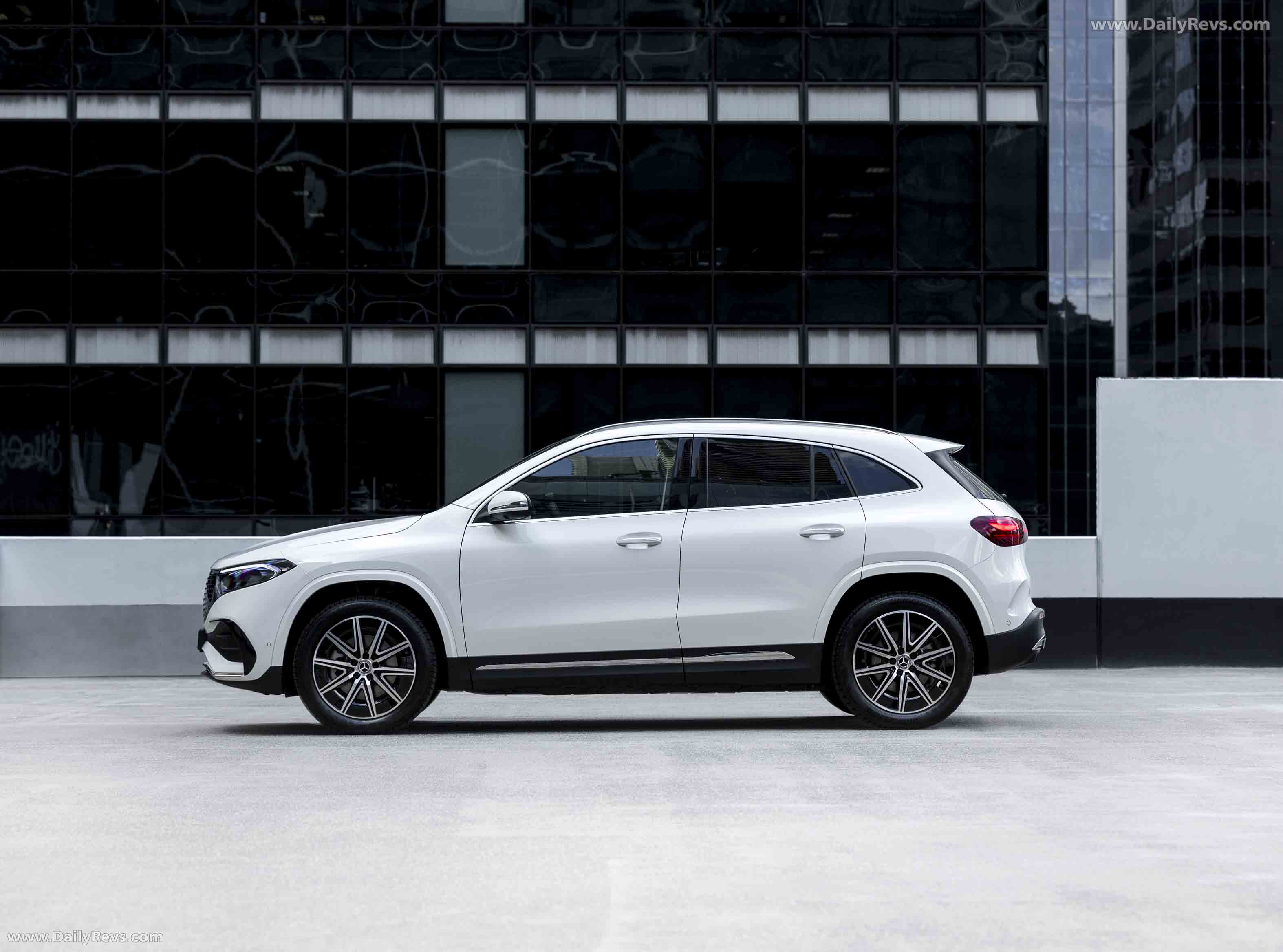2025 Mercedes-Benz EQA Plus City Edition H243 Side View