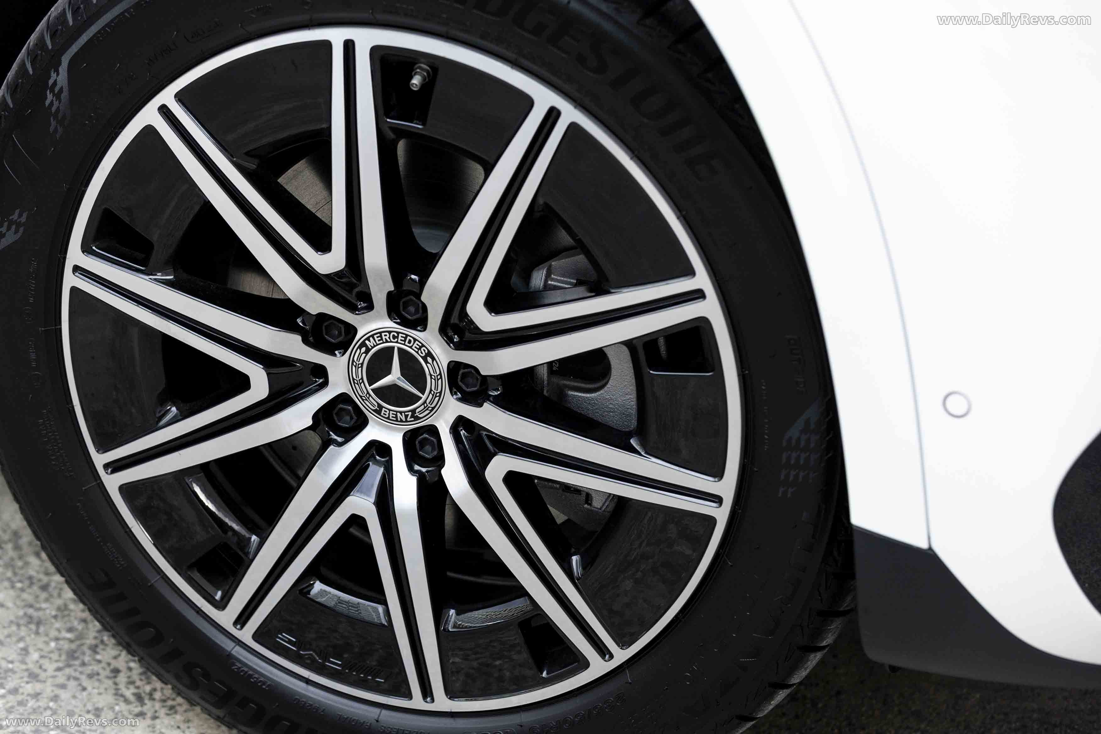 2025 Mercedes-Benz EQA Plus City Edition H243 Exterior