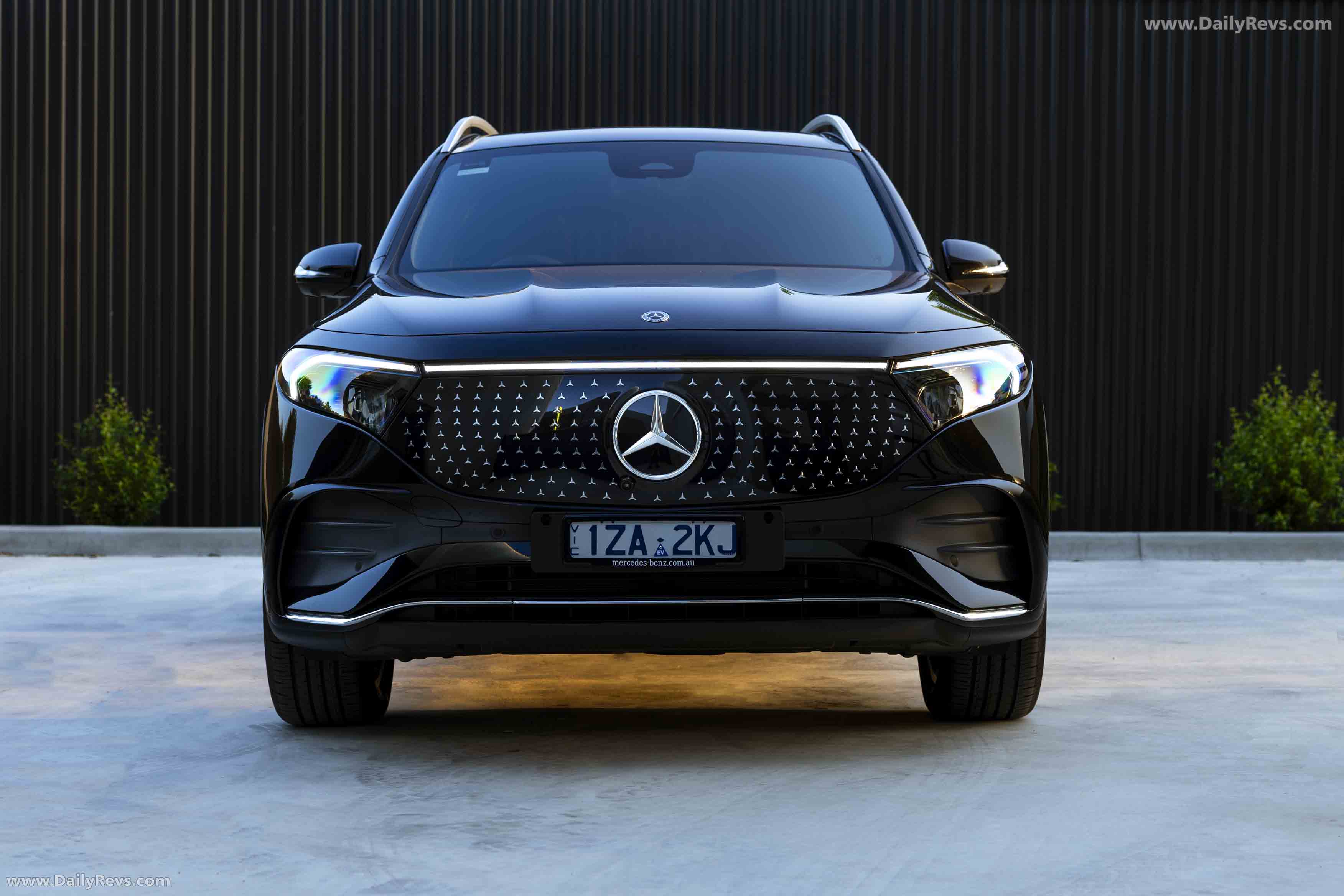 2025 Mercedes-Benz EQB Plus City Edition H243 Front View