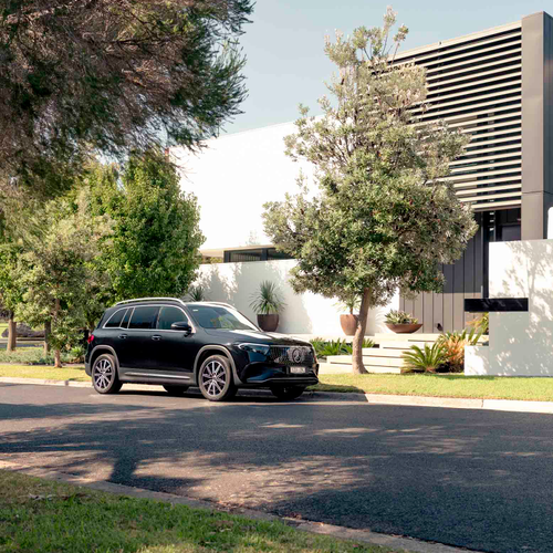 2025 Mercedes-Benz EQB Plus City Edition H243 Front View