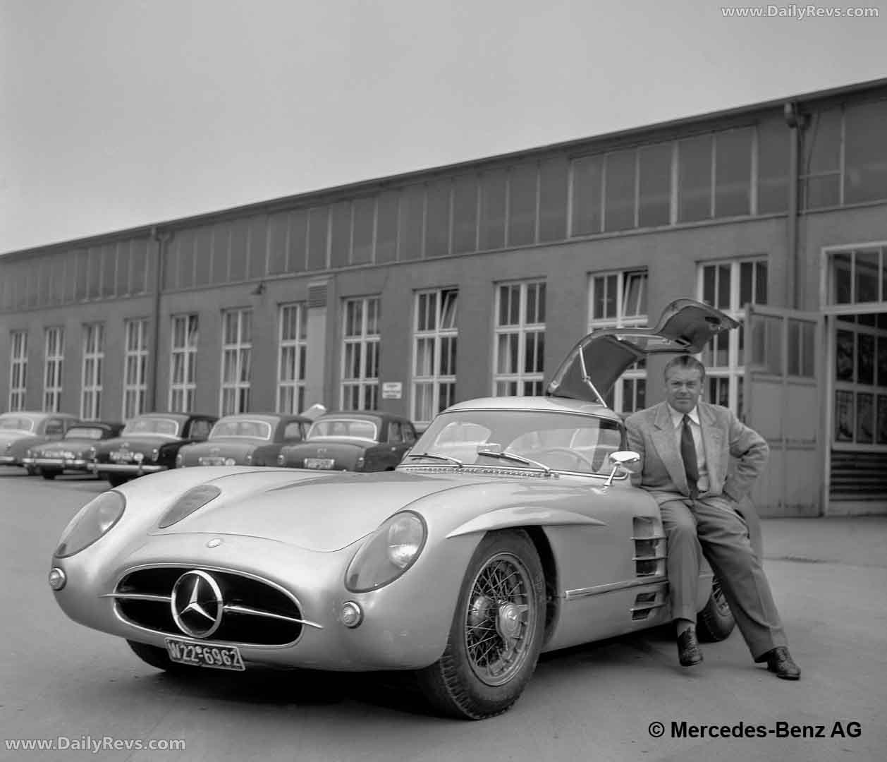 1955 Mercedes-Benz 300 SLR W196 S Front View