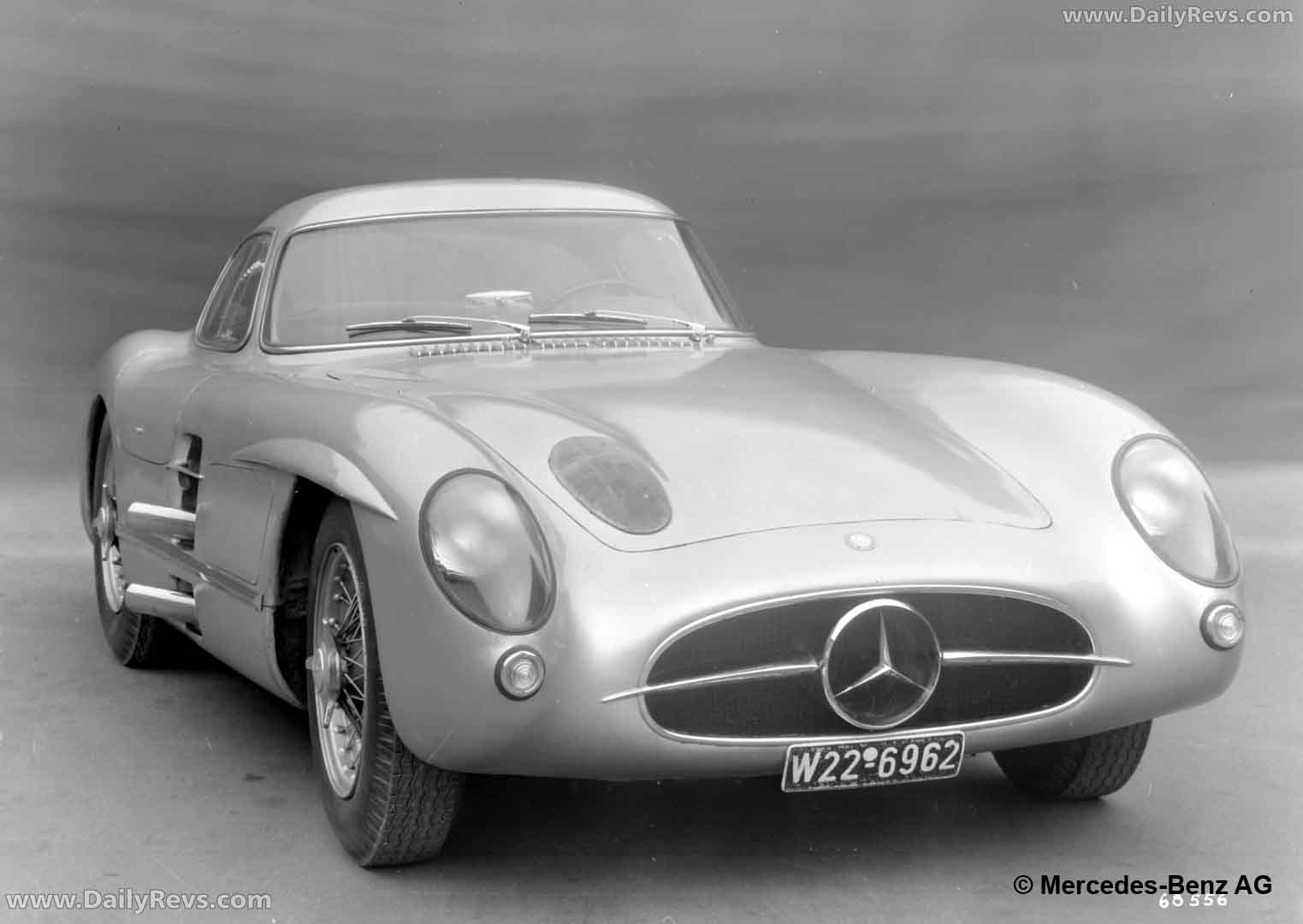 1955 Mercedes-Benz 300 SLR W196 S Front View
