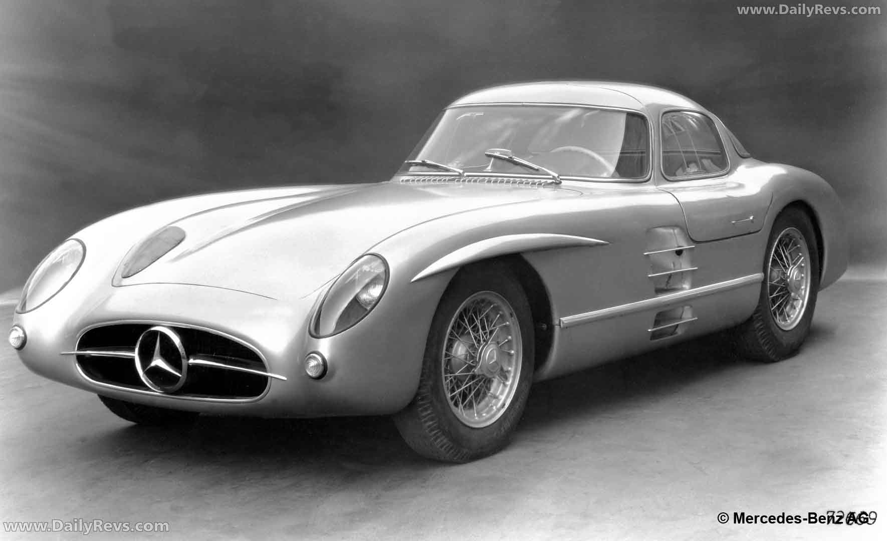 1955 Mercedes-Benz 300 SLR W196 S Front View