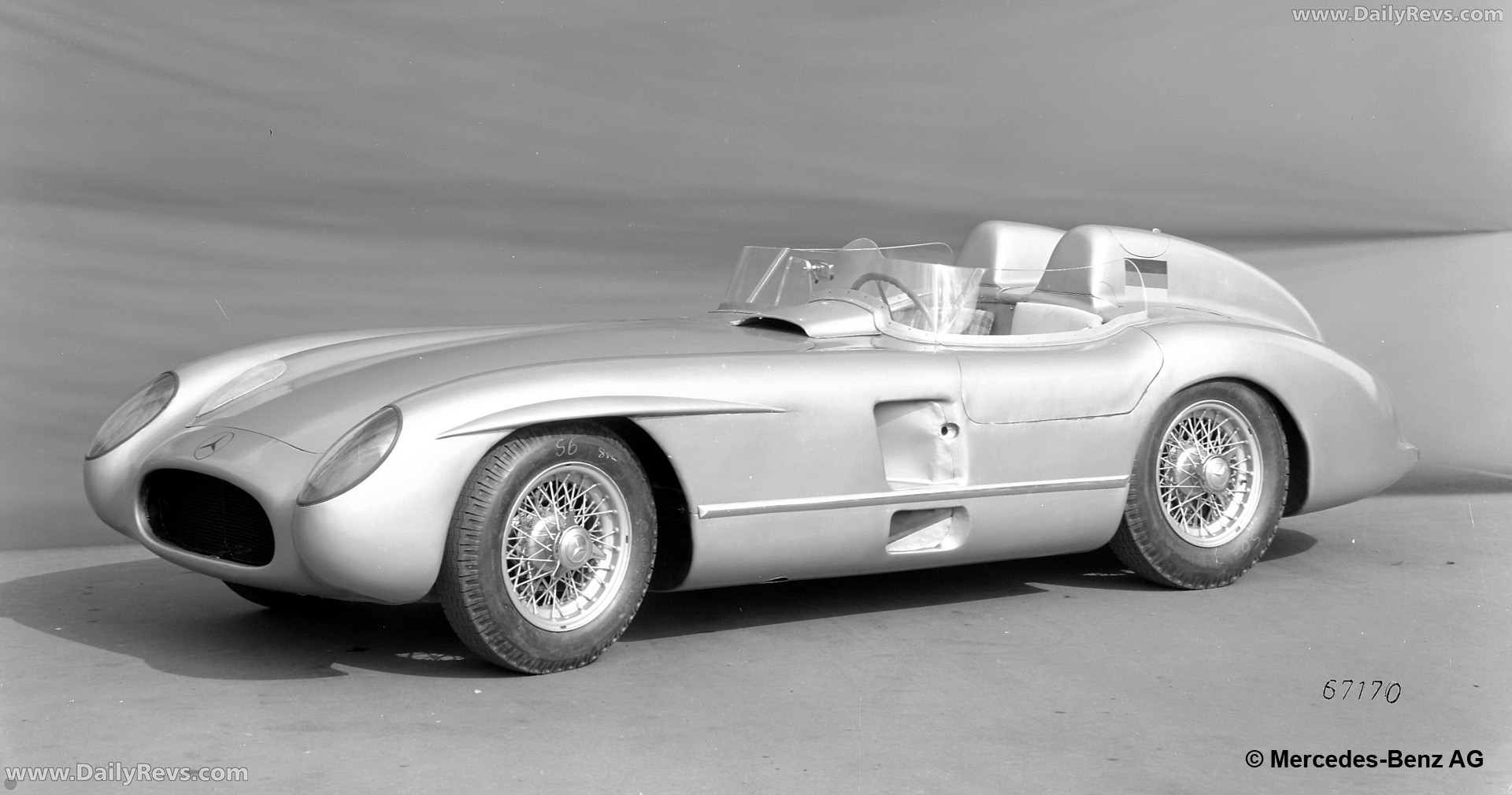 1955 Mercedes-Benz 300 SLR W196 S Front View