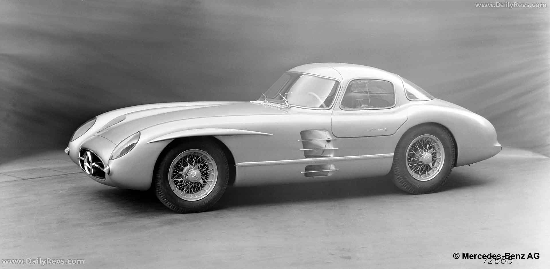 1955 Mercedes-Benz 300 SLR W196 S Side View
