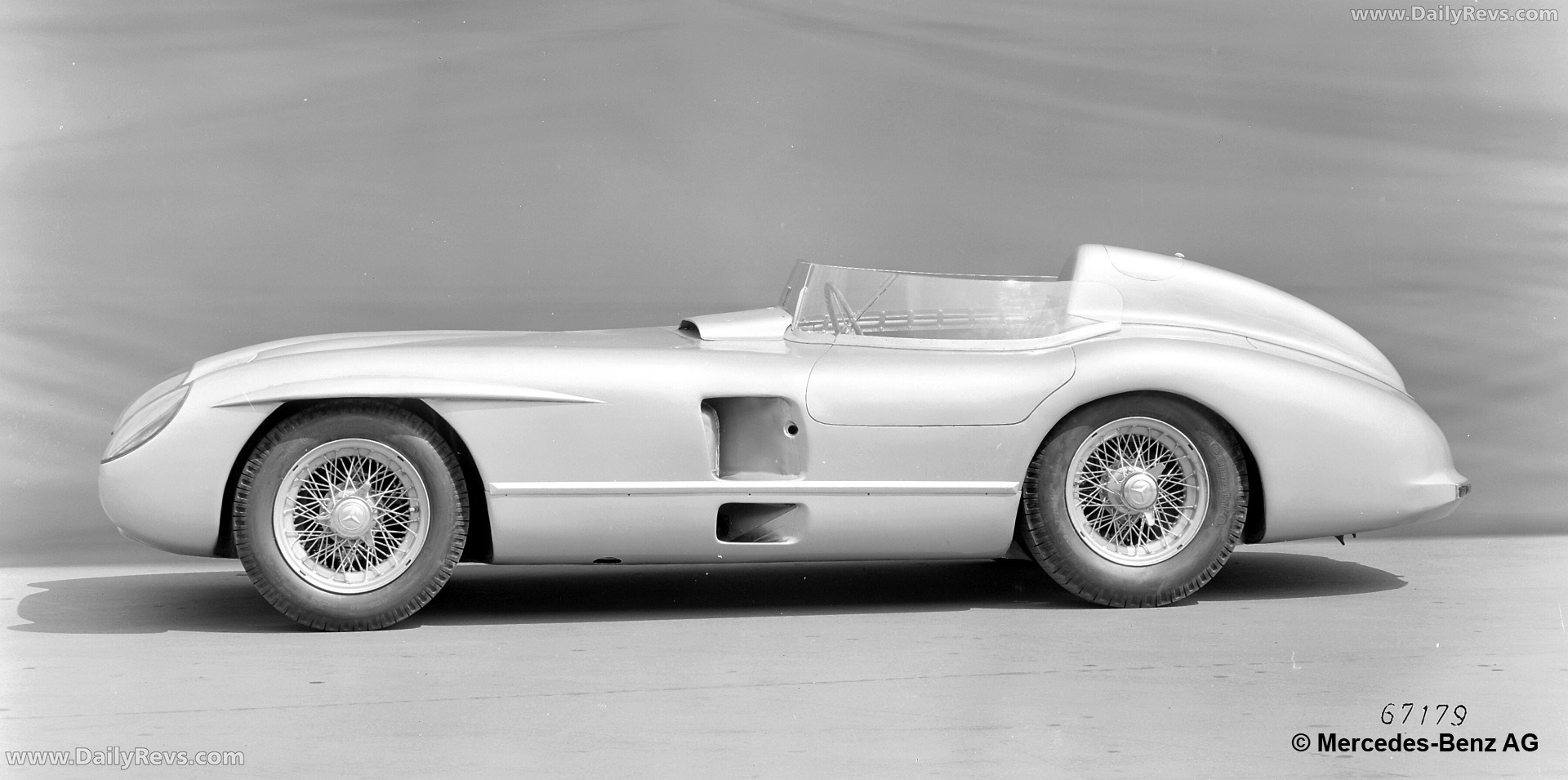 1955 Mercedes-Benz 300 SLR W196 S Side View