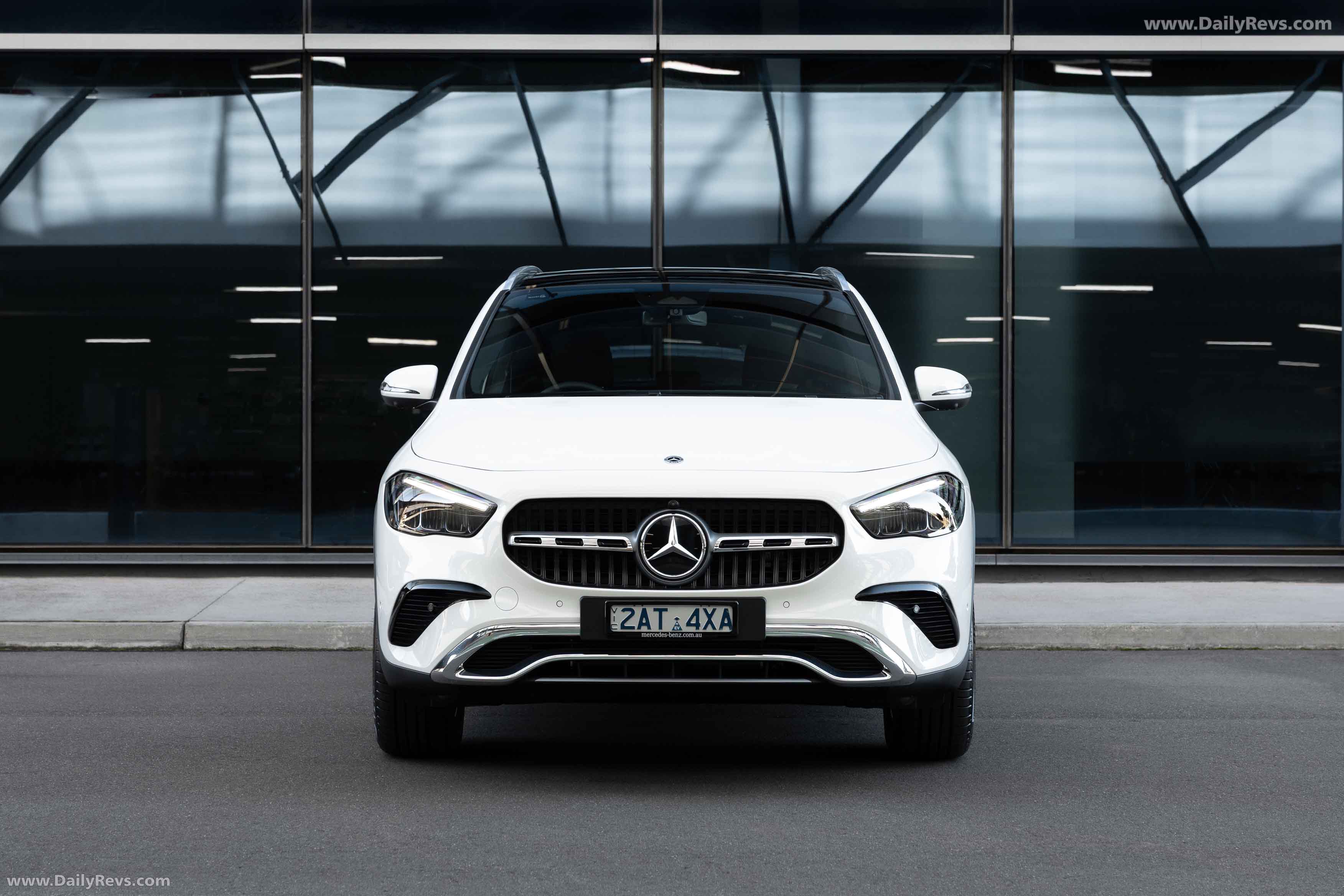 2025 Mercedes-Benz GLA 250e H247 Australian Version Front View