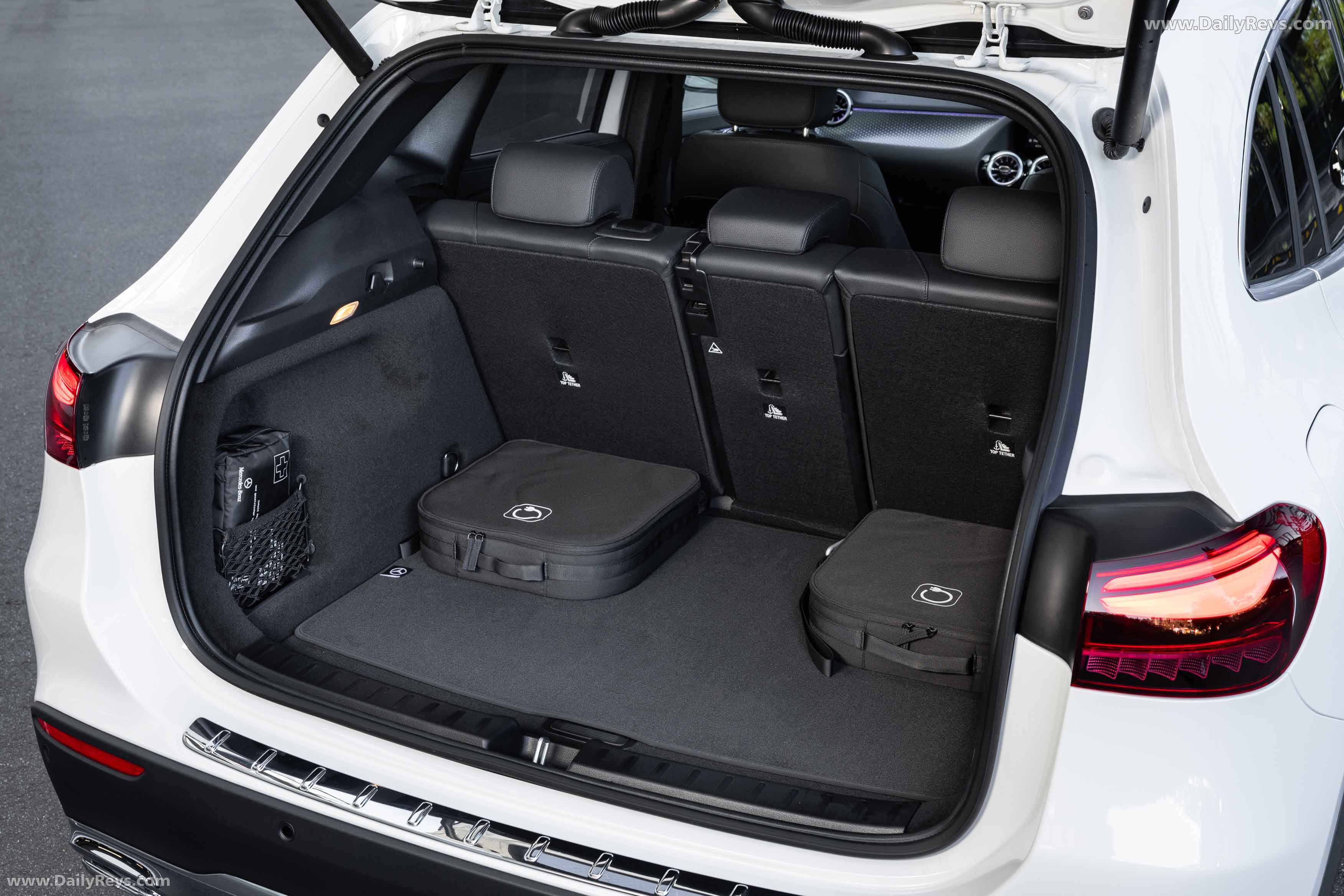 2025 Mercedes-Benz GLA 250e H247 Australian Version Interior
