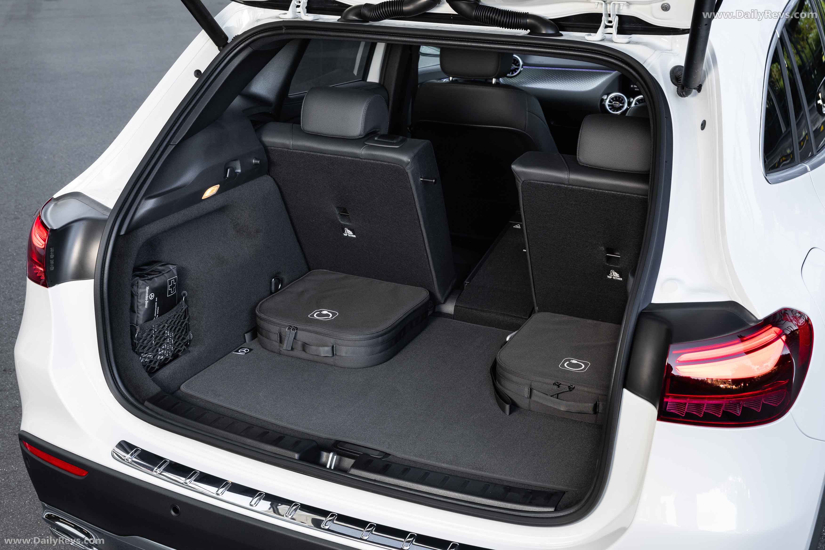 2025 Mercedes-Benz GLA 250e H247 Australian Version Interior