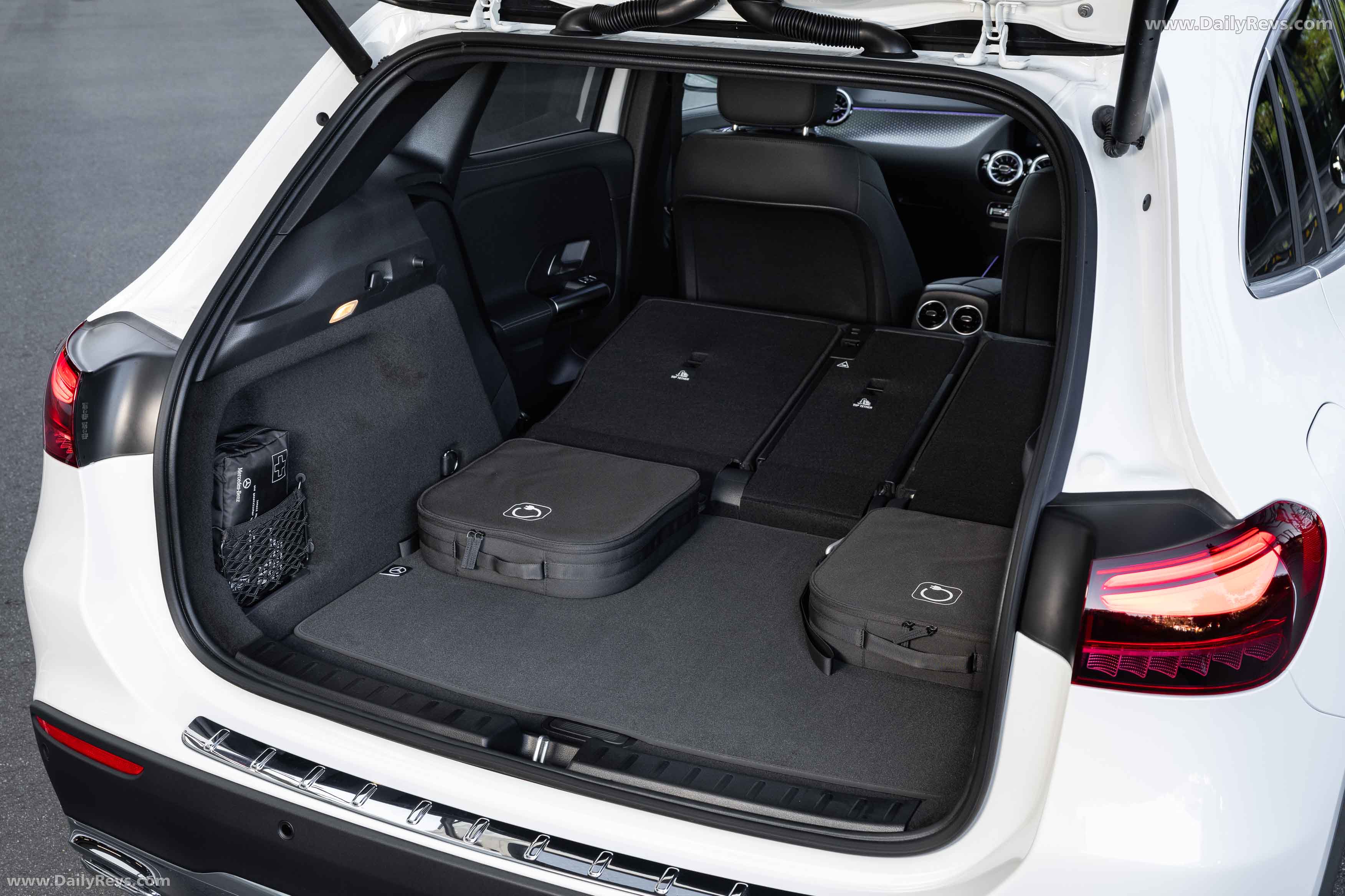 2025 Mercedes-Benz GLA 250e H247 Australian Version Interior