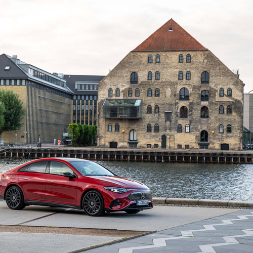 2026 Mercedes-Benz CLA EQ MANUFAKTUR C118 Patagonia Red Front View