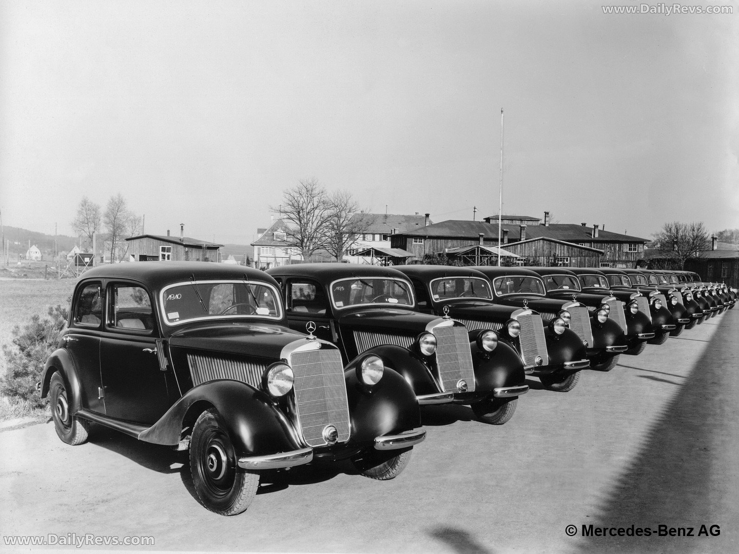 1947 Mercedes-Benz 170 Front View