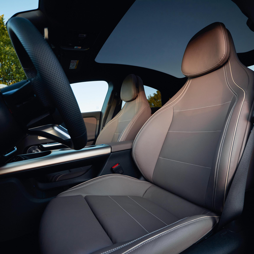 2026 Mercedes-Benz CLA EQ MANUFAKTUR C118 Cosmos Black Magno Interior