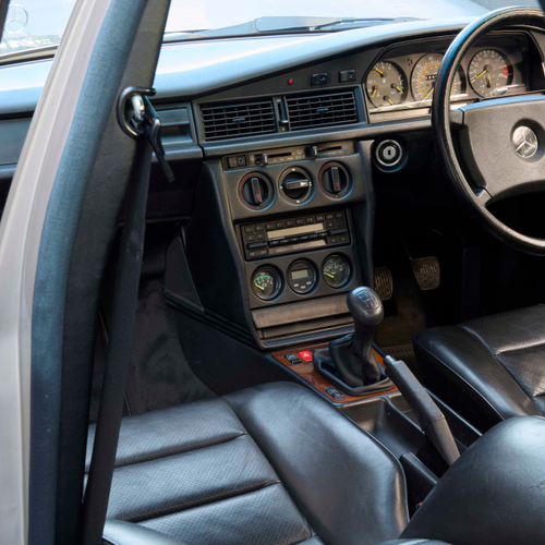 1985 Mercedes-Benz 190E 2.3-16 W201 Interior