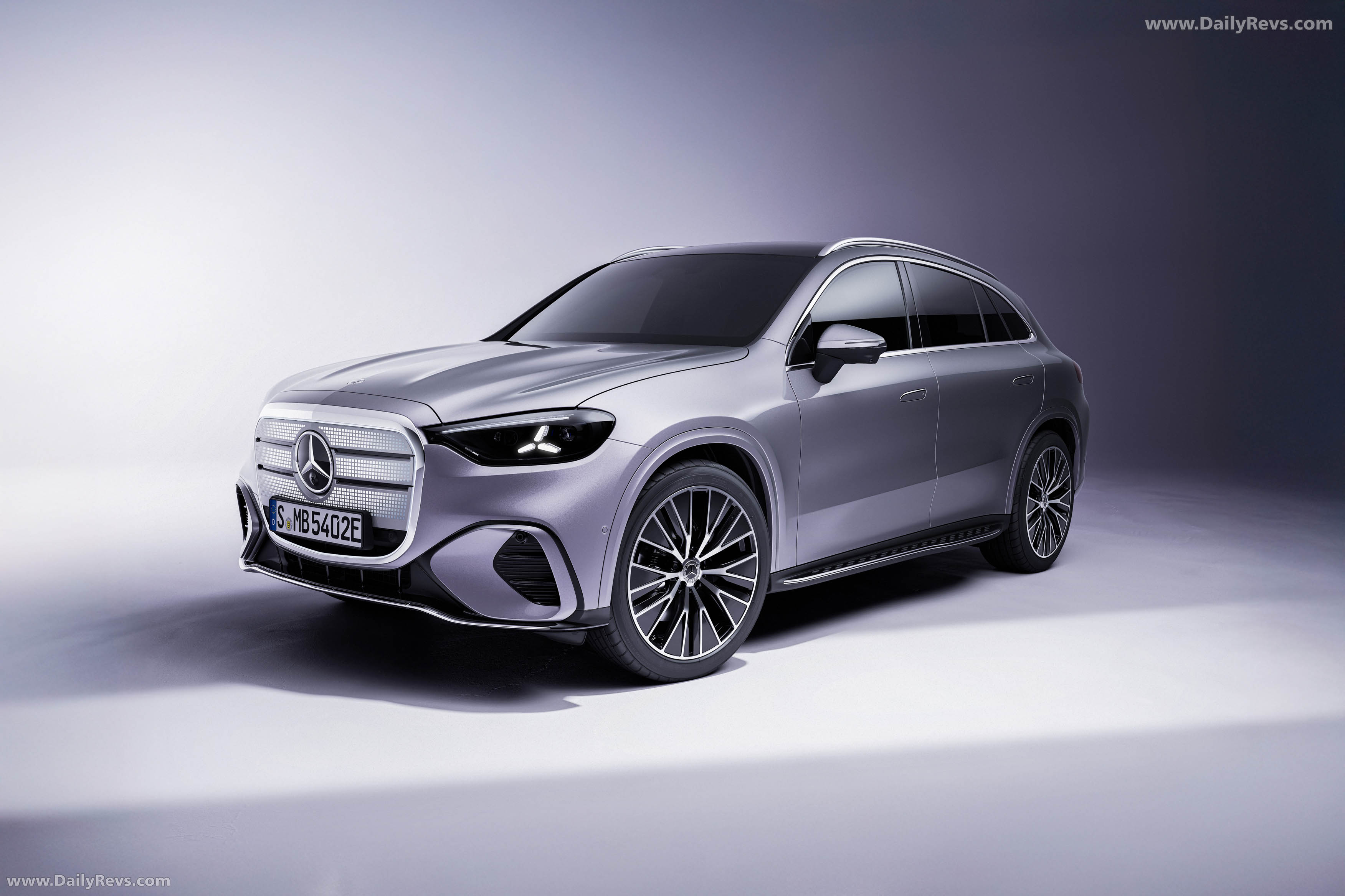 2026 Mercedes-Benz GLC EQ X254 Front View
