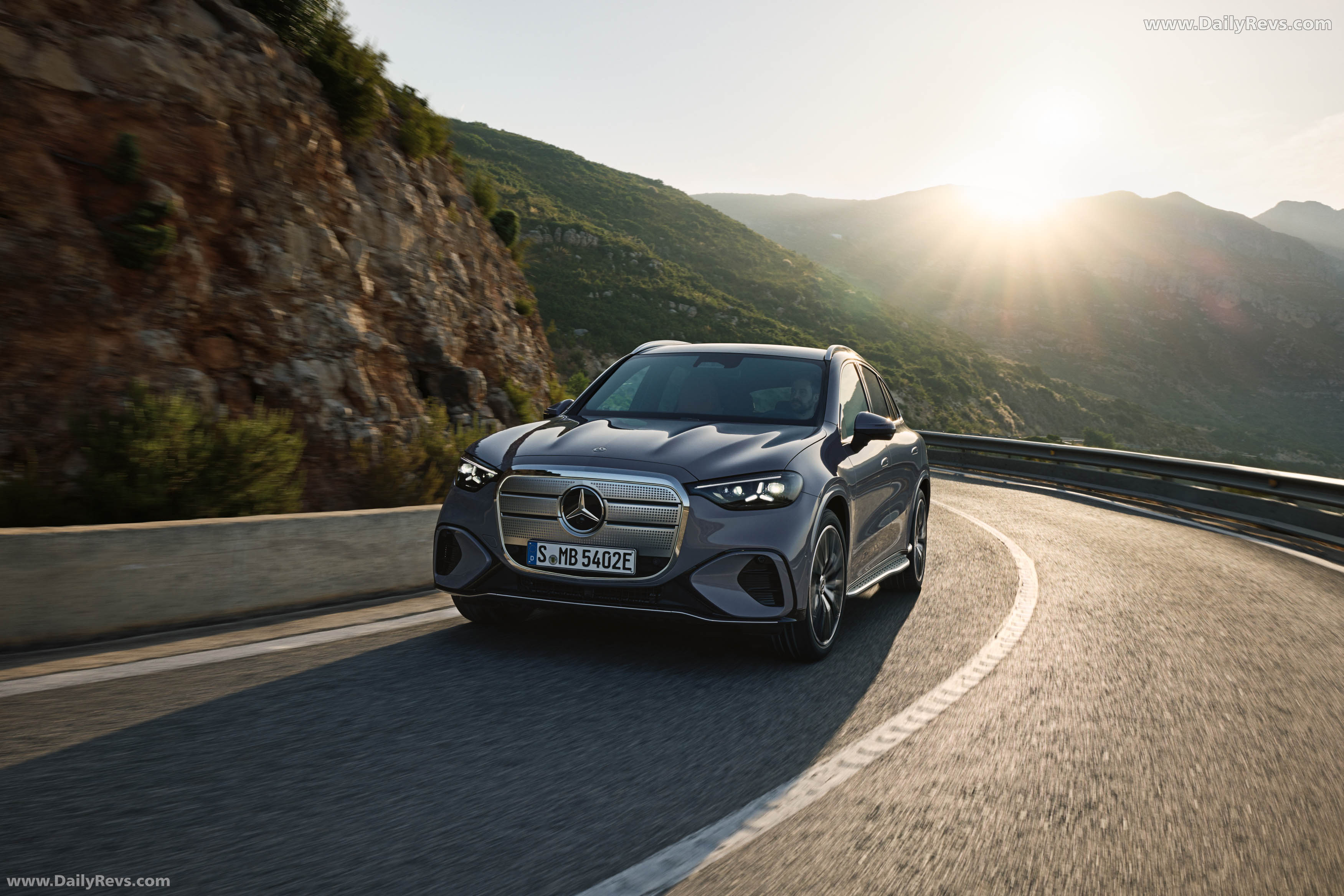 2026 Mercedes-Benz GLC EQ X254 Front View