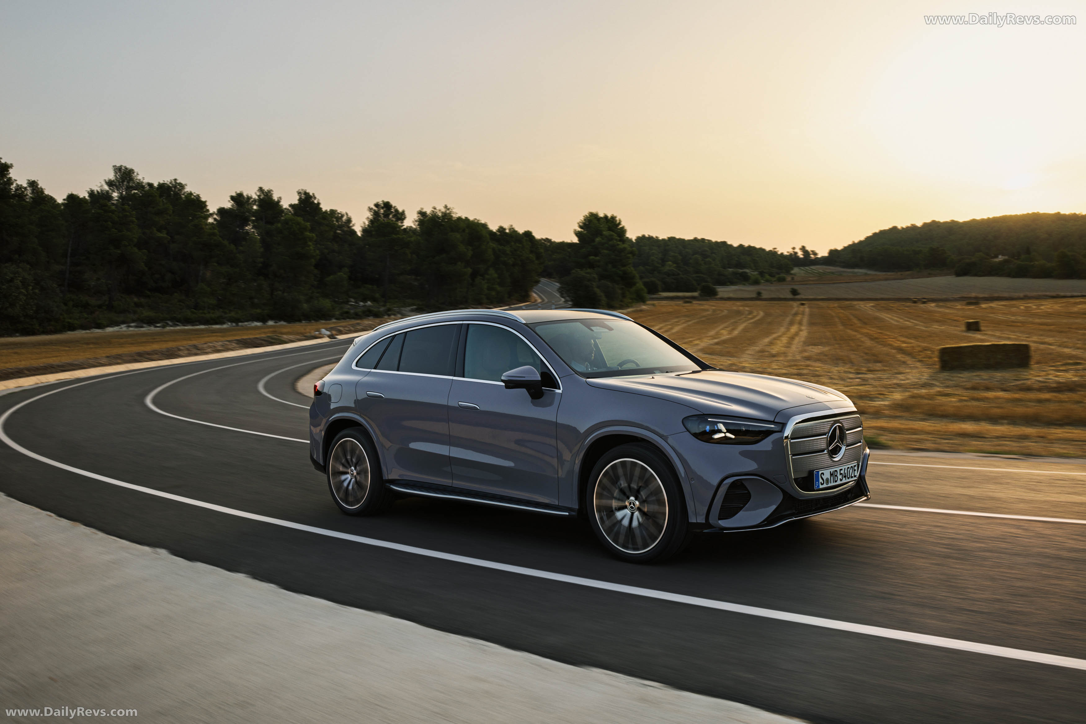 2026 Mercedes-Benz GLC EQ X254 Front View