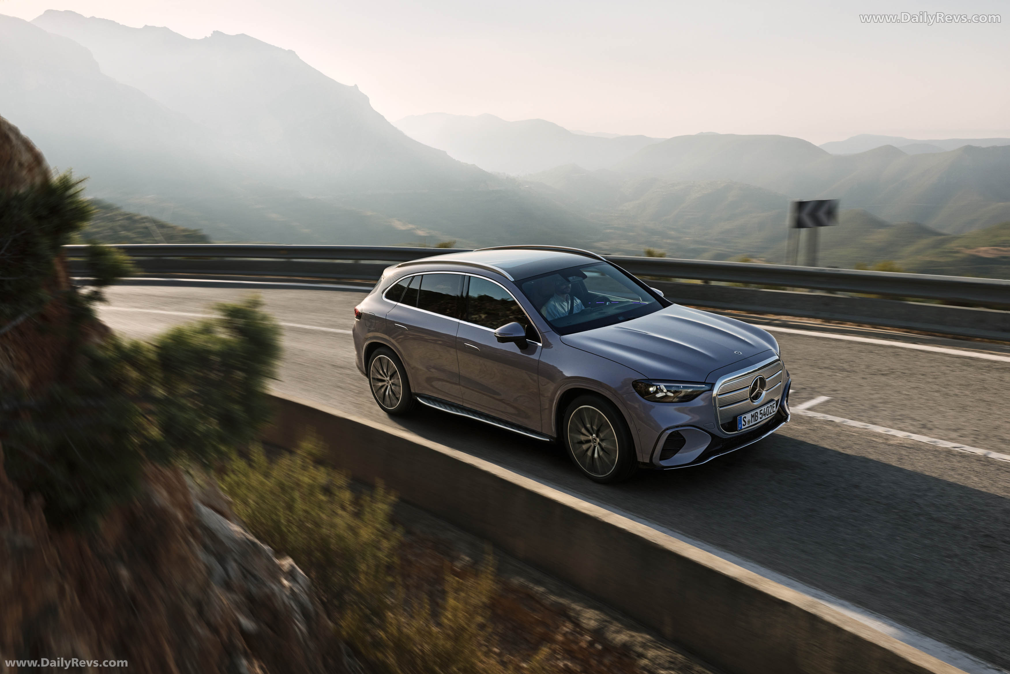 2026 Mercedes-Benz GLC EQ X254 Top View