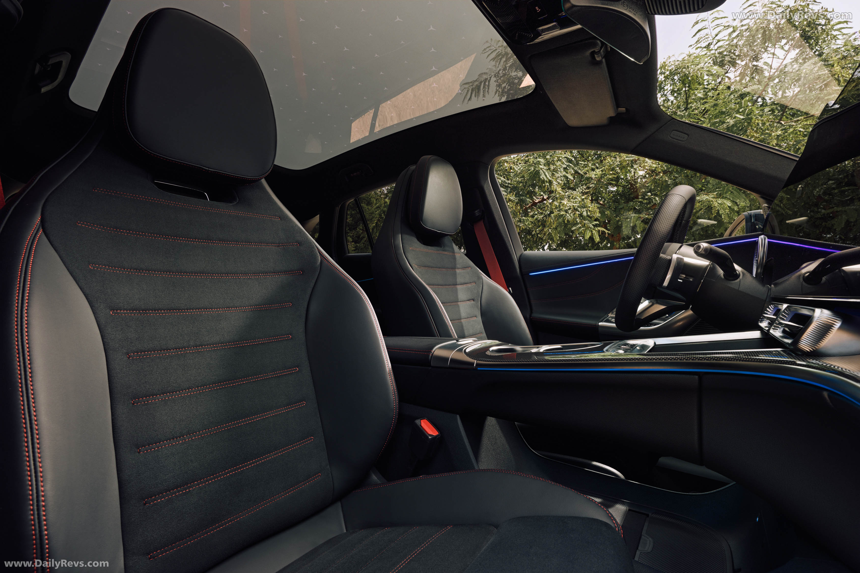 2026 Mercedes-Benz GLC EQ MANUFAKTUR X254 Interior
