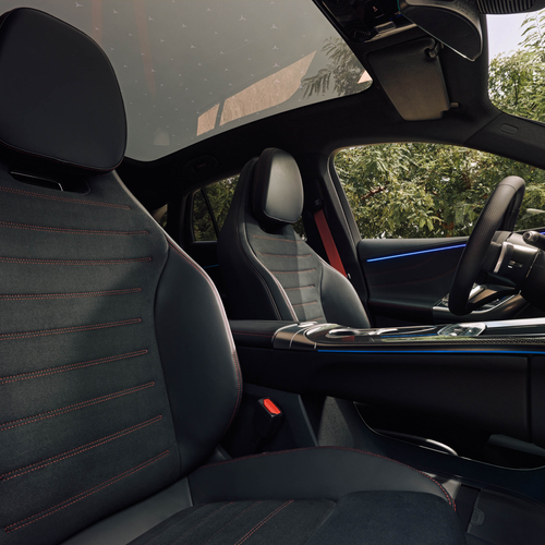 2026 Mercedes-Benz GLC EQ MANUFAKTUR X254 Interior