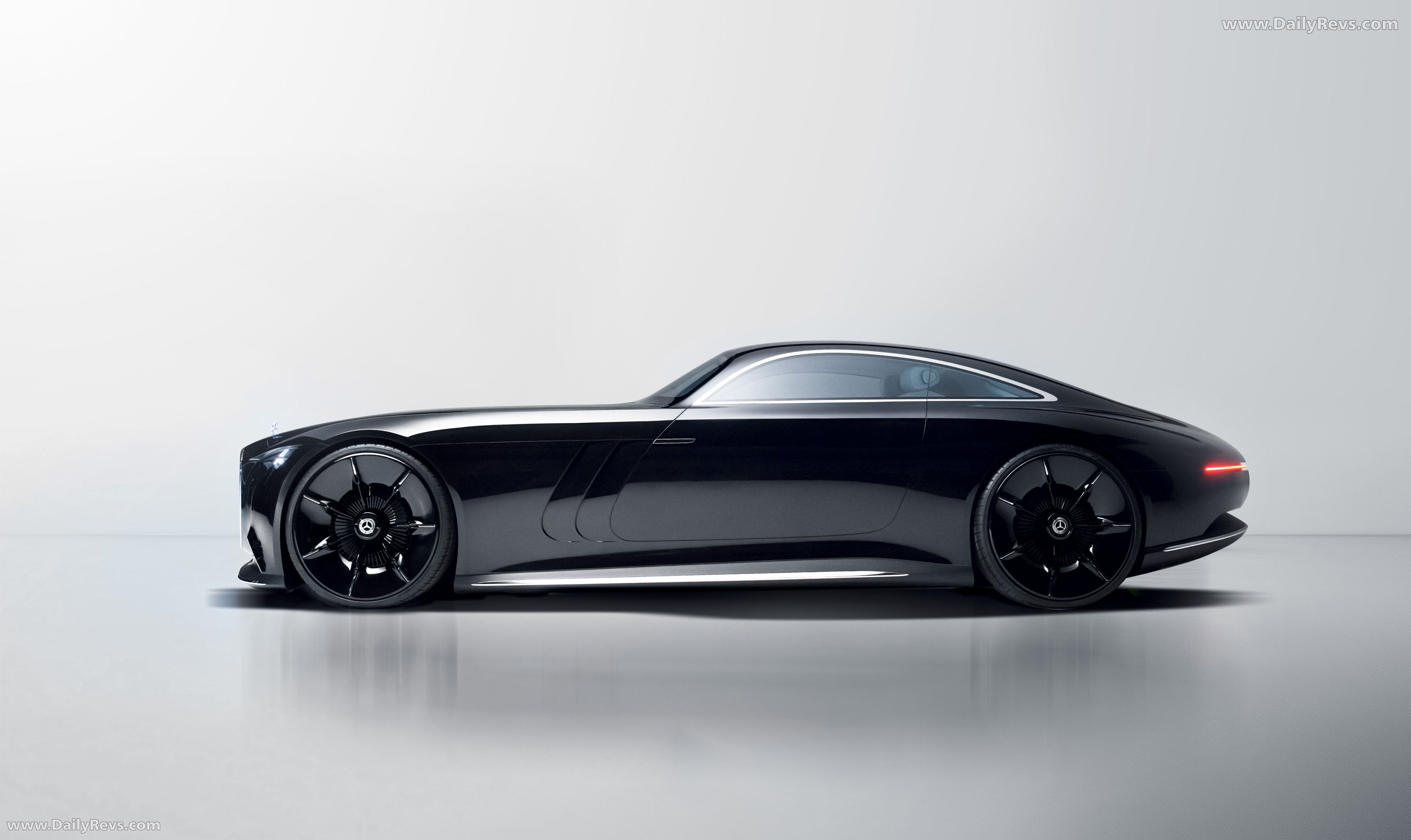 2025 Mercedes-Benz Vision Iconic Concept Side View
