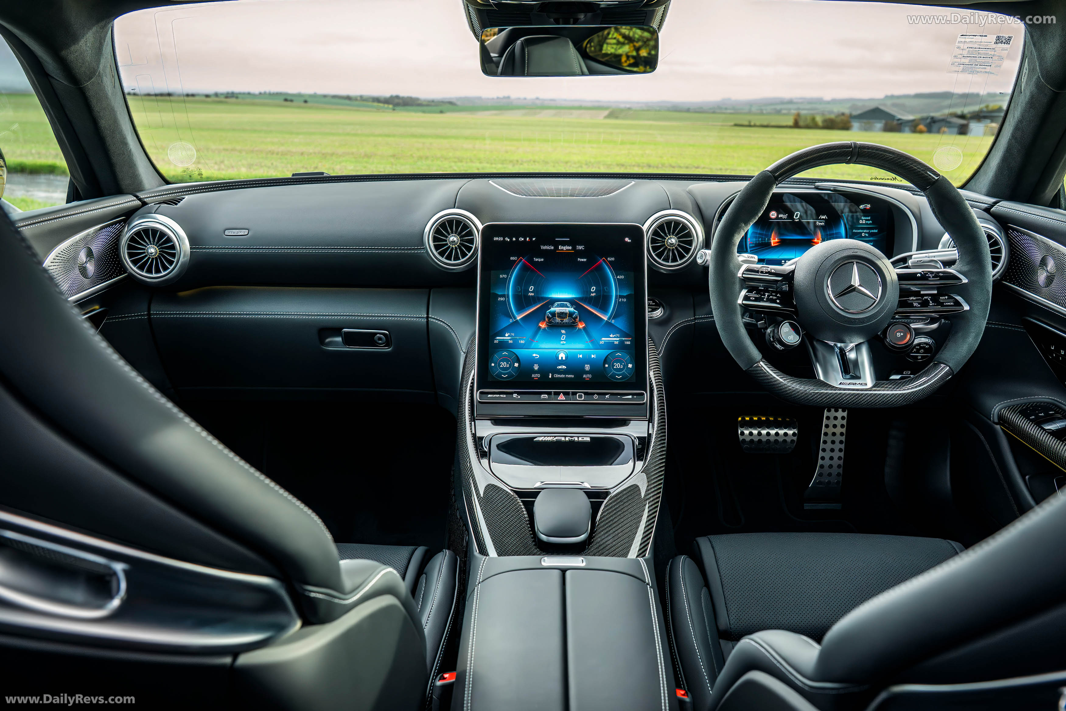 2025 Mercedes-Benz AMG GT 63 PRO C192 UK Version Interior