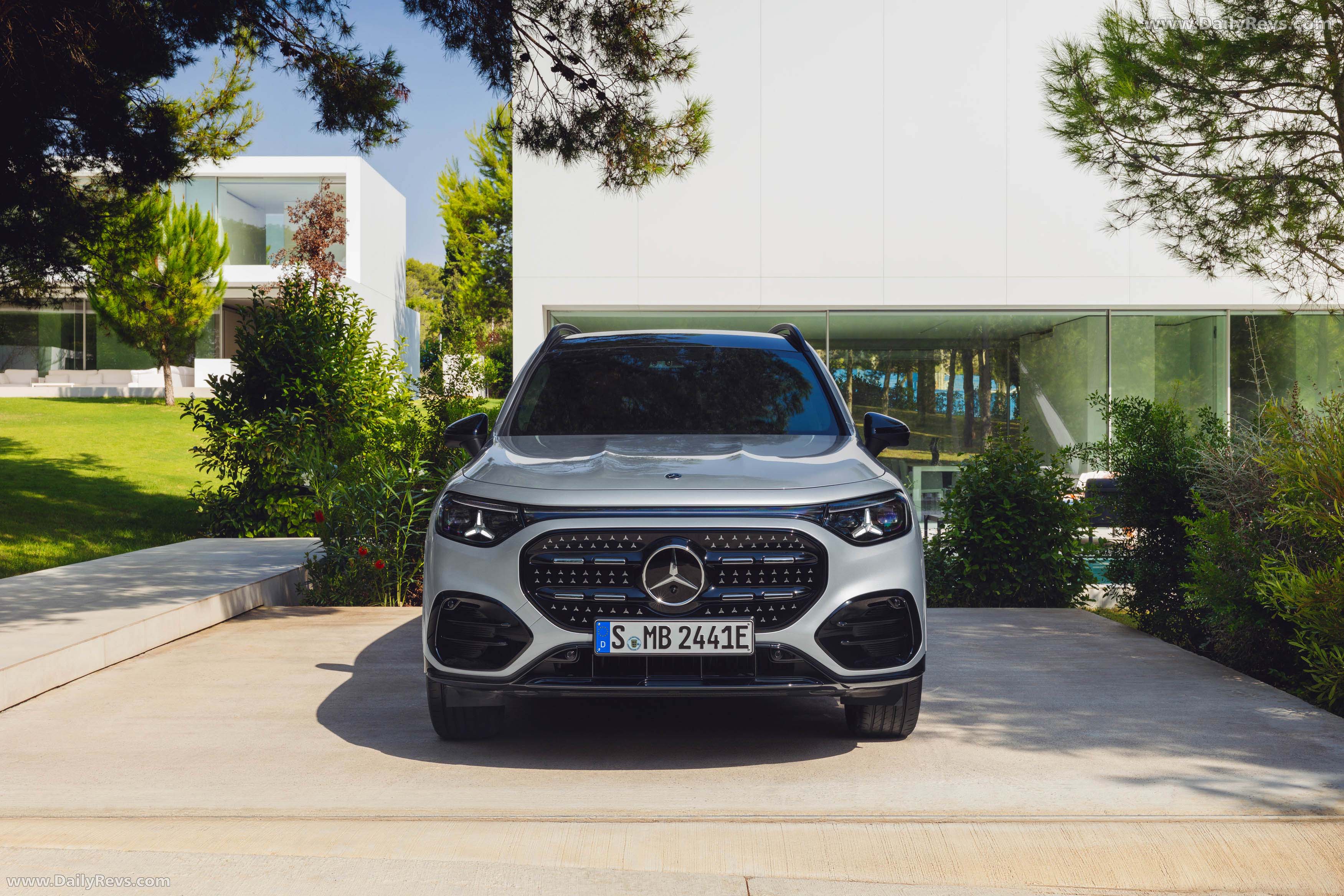 2027 Mercedes-Benz GLB X247 Front View