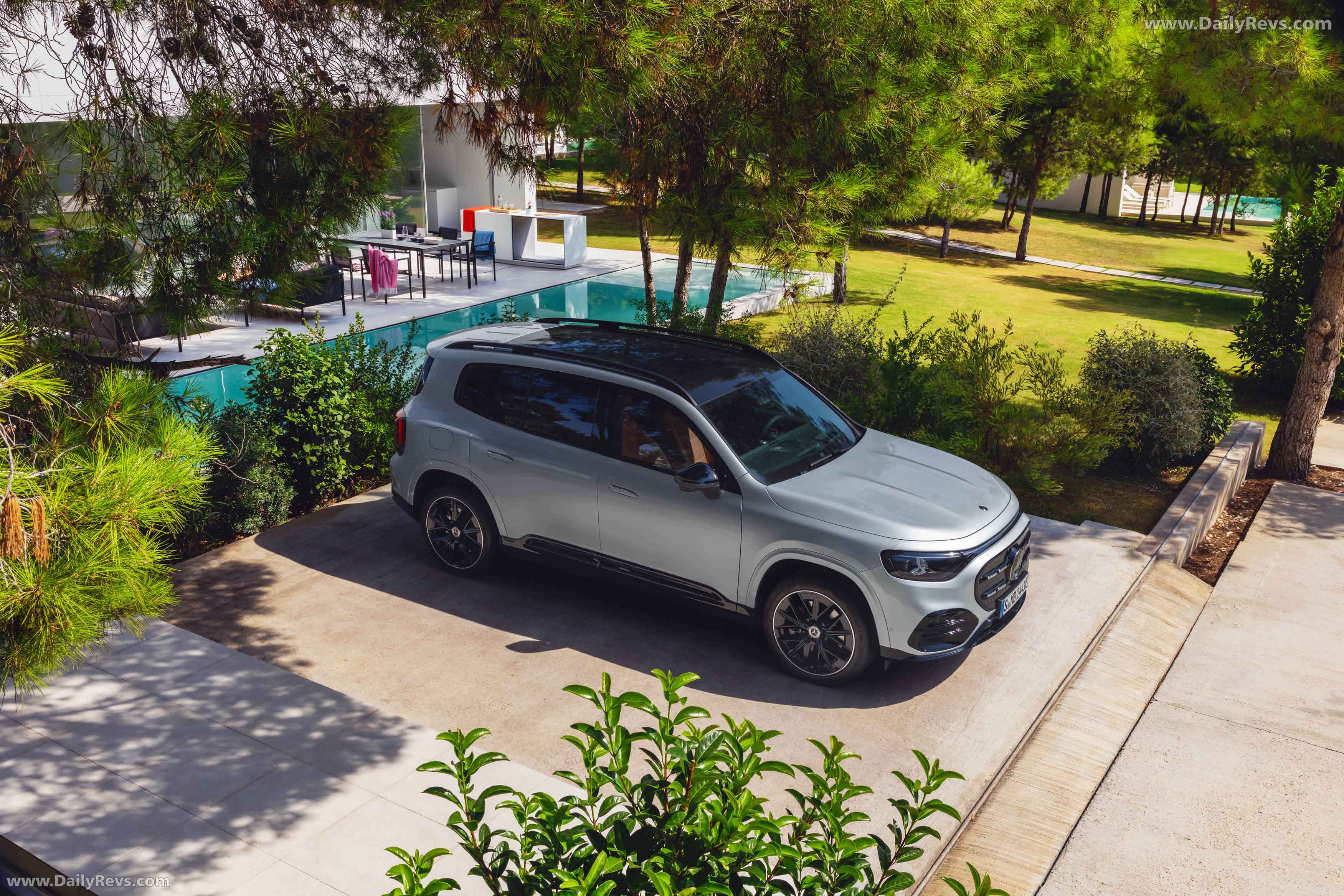 2027 Mercedes-Benz GLB X247 Top View