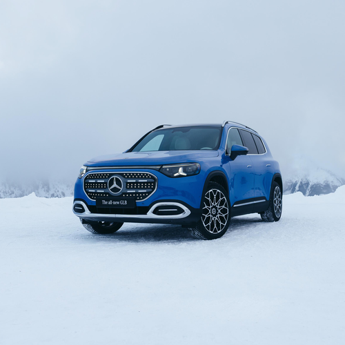 2027 Mercedes-Benz GLB 250 Plus EQ X247 Front View